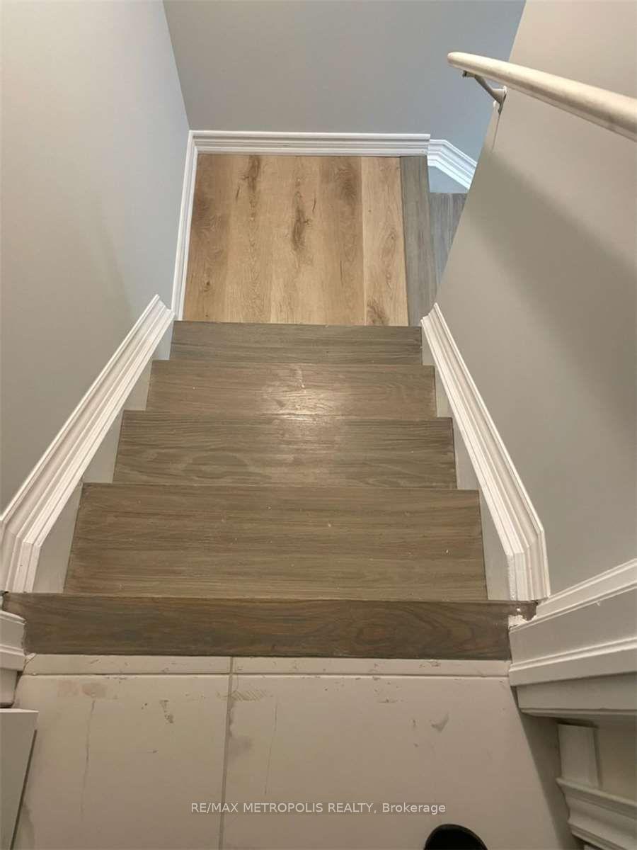 Photo 11 of Unit BSMT, 4 Liam Lane, Markham, Cedarwood — HOMEH