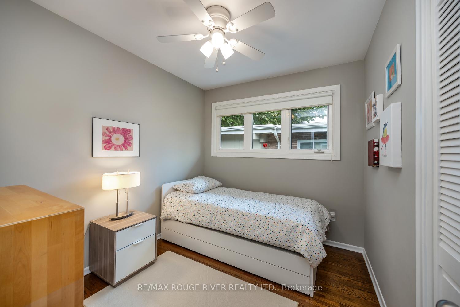 Photo 18 of 129 Briar Court, Oshawa, Eastdale — HOMEH
