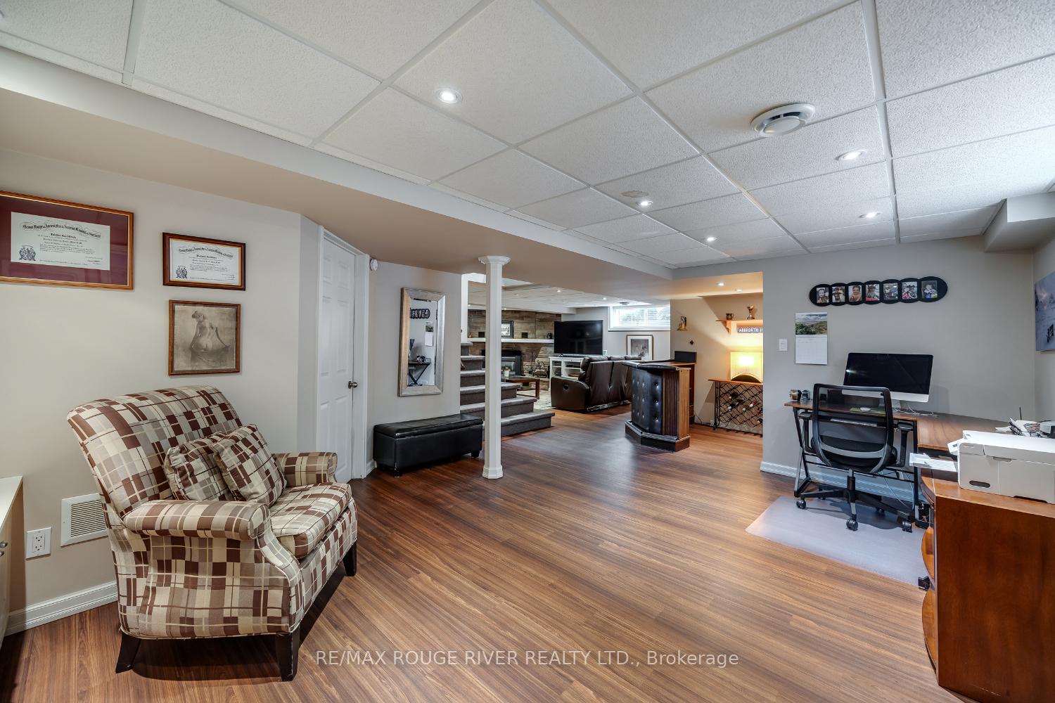 Photo 31 of 129 Briar Court, Oshawa, Eastdale — HOMEH