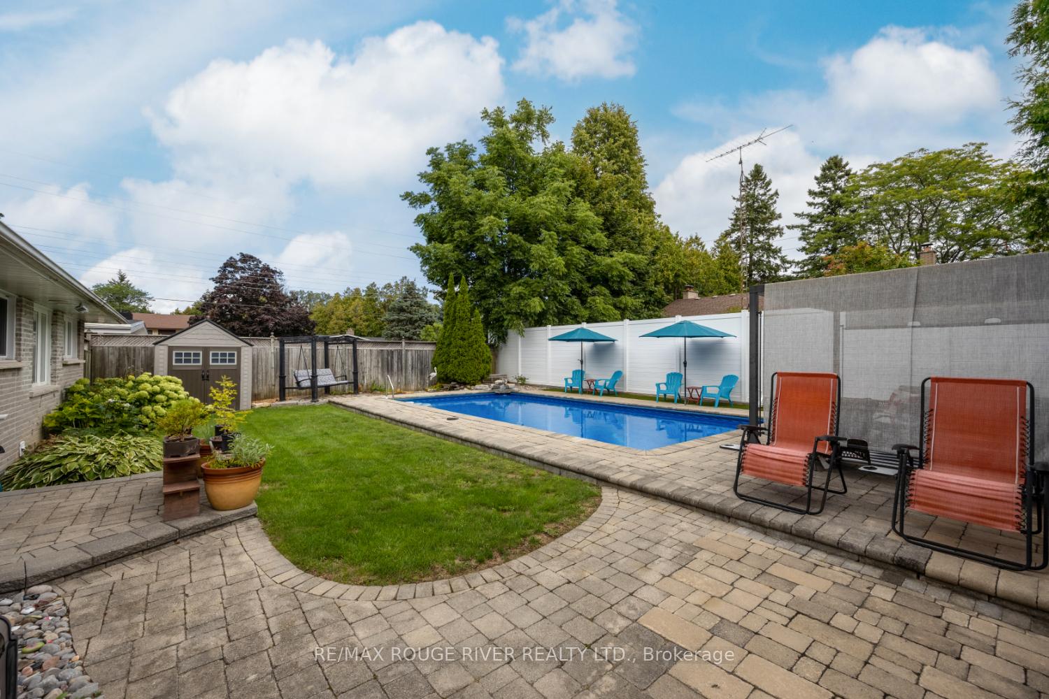 Photo 36 of 129 Briar Court, Oshawa, Eastdale — HOMEH
