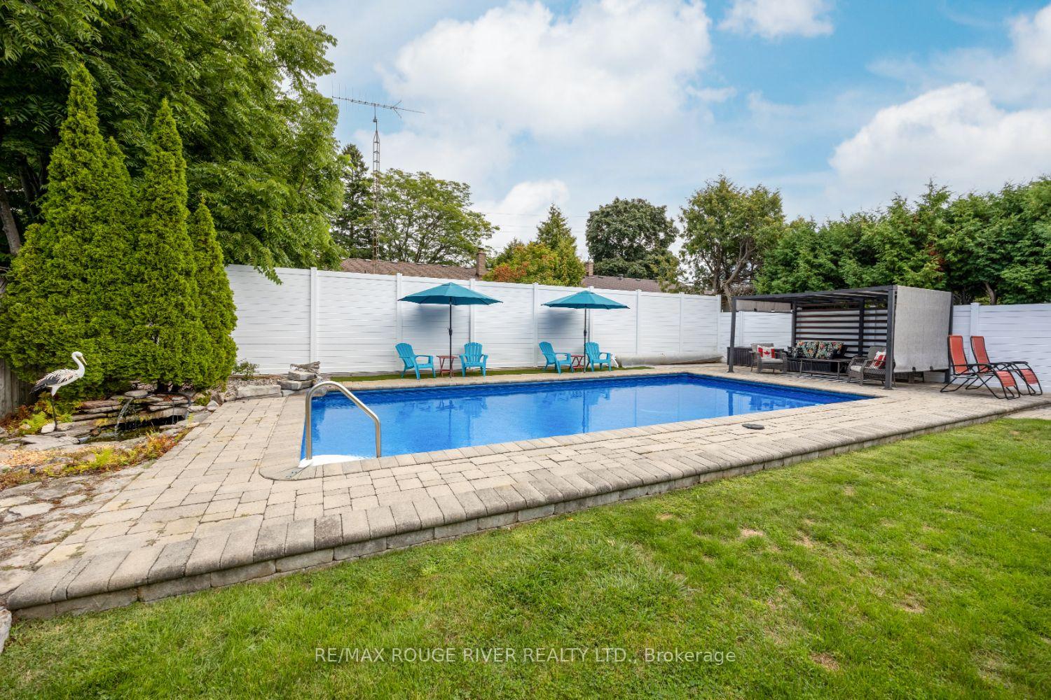Photo 41 of 129 Briar Court, Oshawa, Eastdale — HOMEH