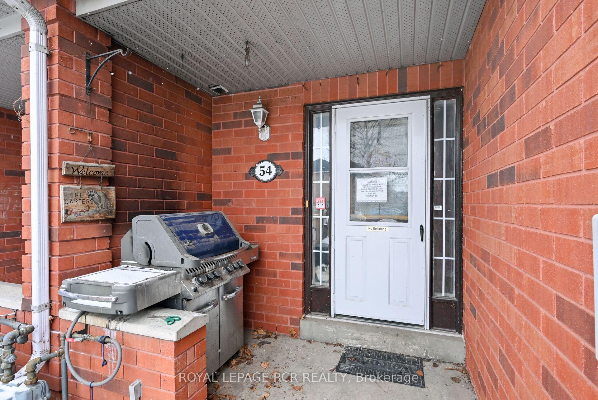 Photo 4 of 54 Smith Street, New Tecumseth, Alliston — HOMEH