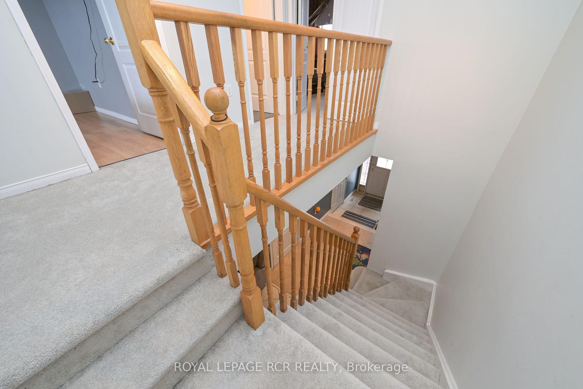 Photo 23 of 54 Smith Street, New Tecumseth, Alliston — HOMEH