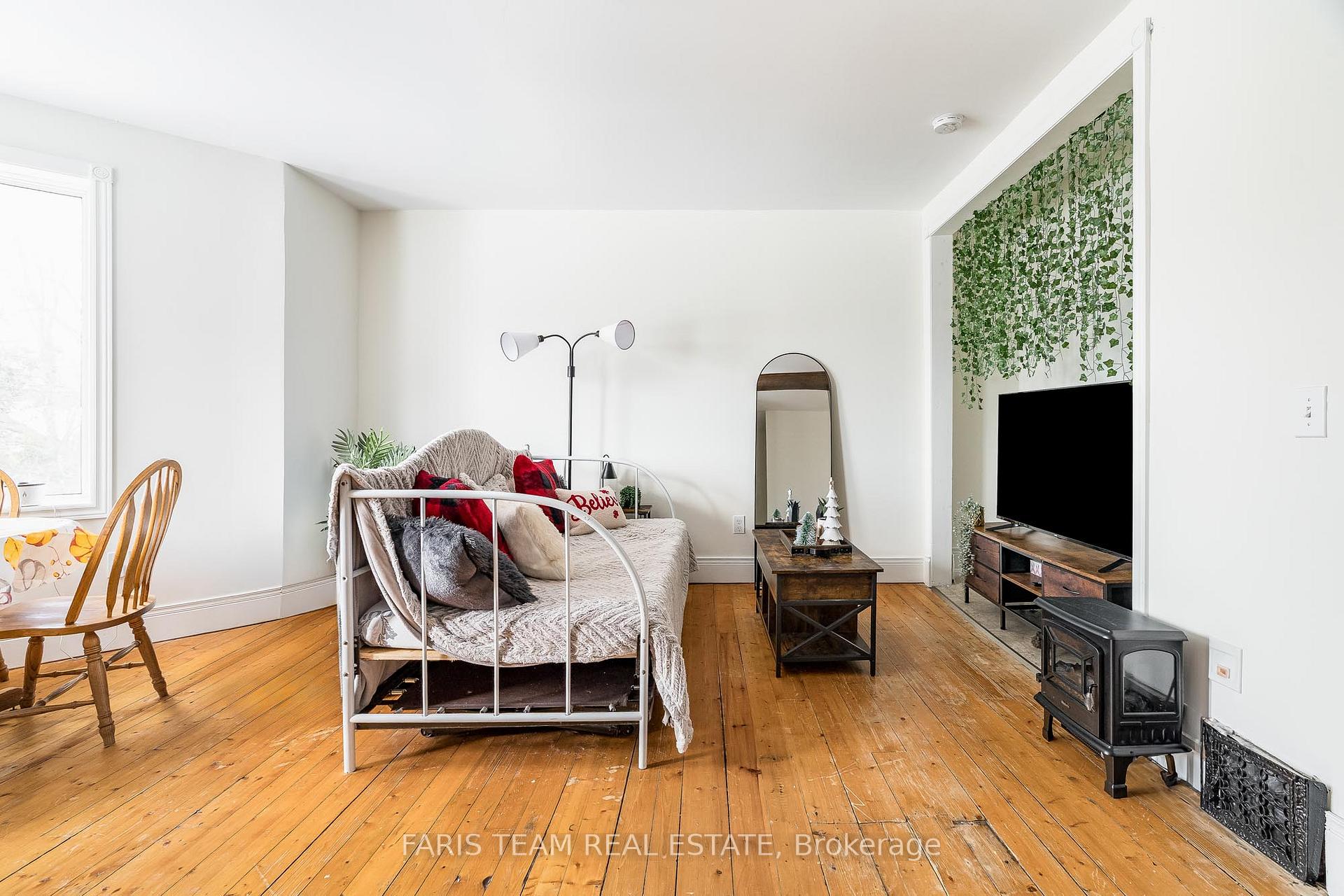 Photo 14 of 56 Barrie Road, Orillia — HOMEH