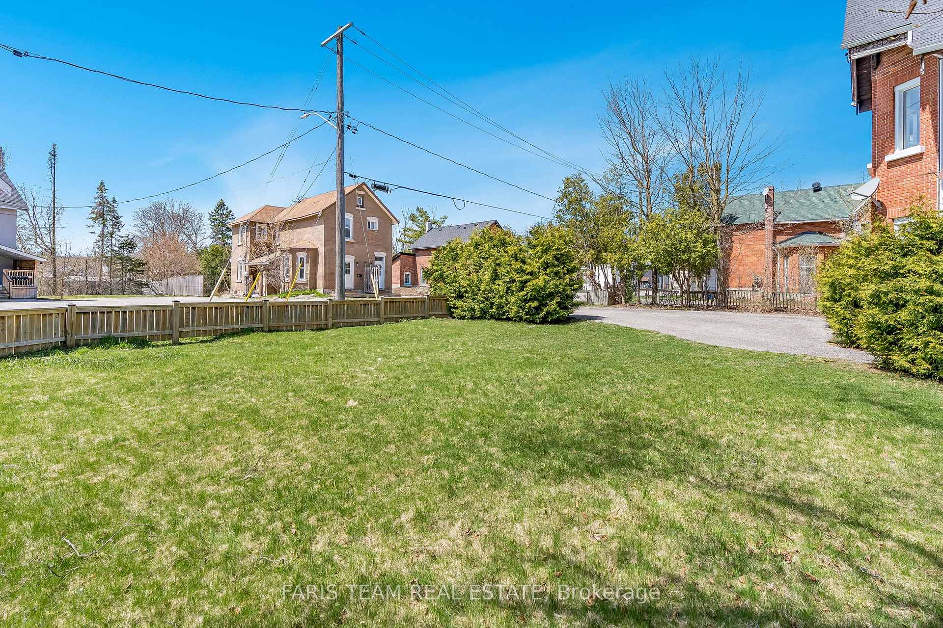 Photo 19 of 56 Barrie Road, Orillia — HOMEH