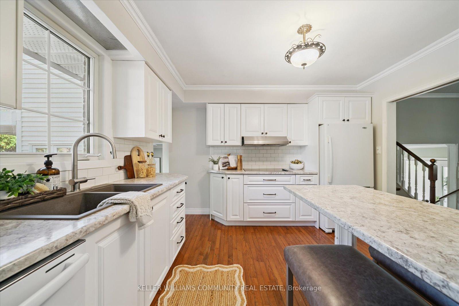 Photo 17 of 208 Marigold Avenue, Oshawa, Centennial — HOMEH