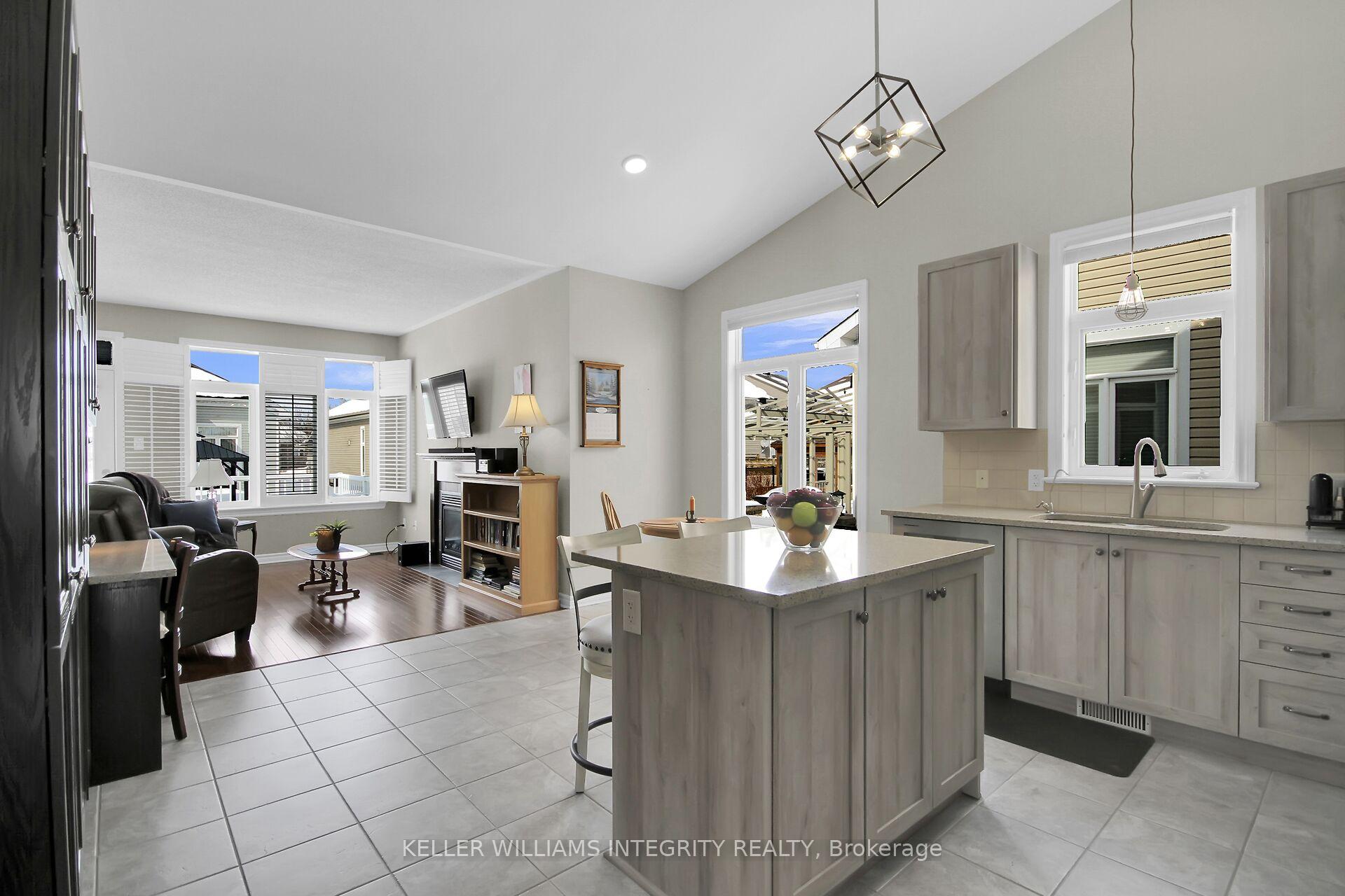 Photo 14 of 22 Horizon Crescent, North Grenville, North Grenville Twp (Kemptville South) — HOMEH