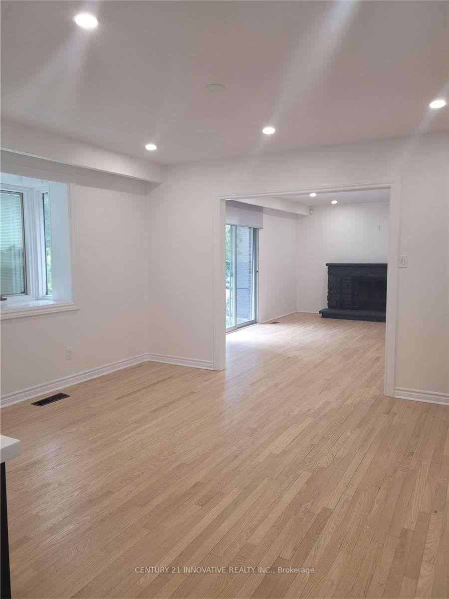 Photo 9 of Unit Main, 24 Ovida Boulevard, Markham, Bullock — HOMEH