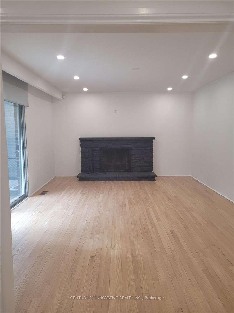 Photo 11 of Unit Main, 24 Ovida Boulevard, Markham, Bullock — HOMEH