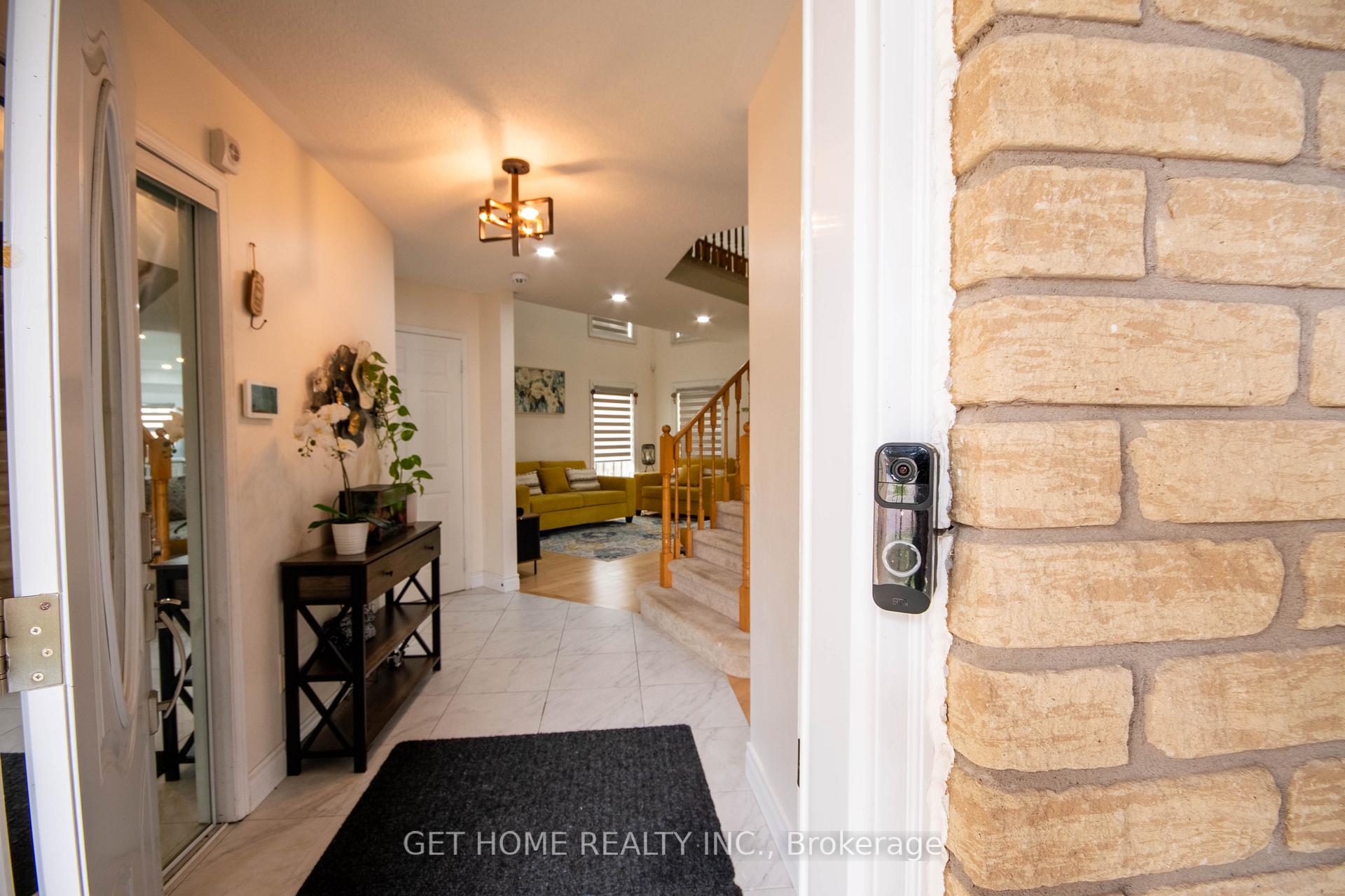 Photo 6 of 532 Ormond Drive, Oshawa, Samac — HOMEH
