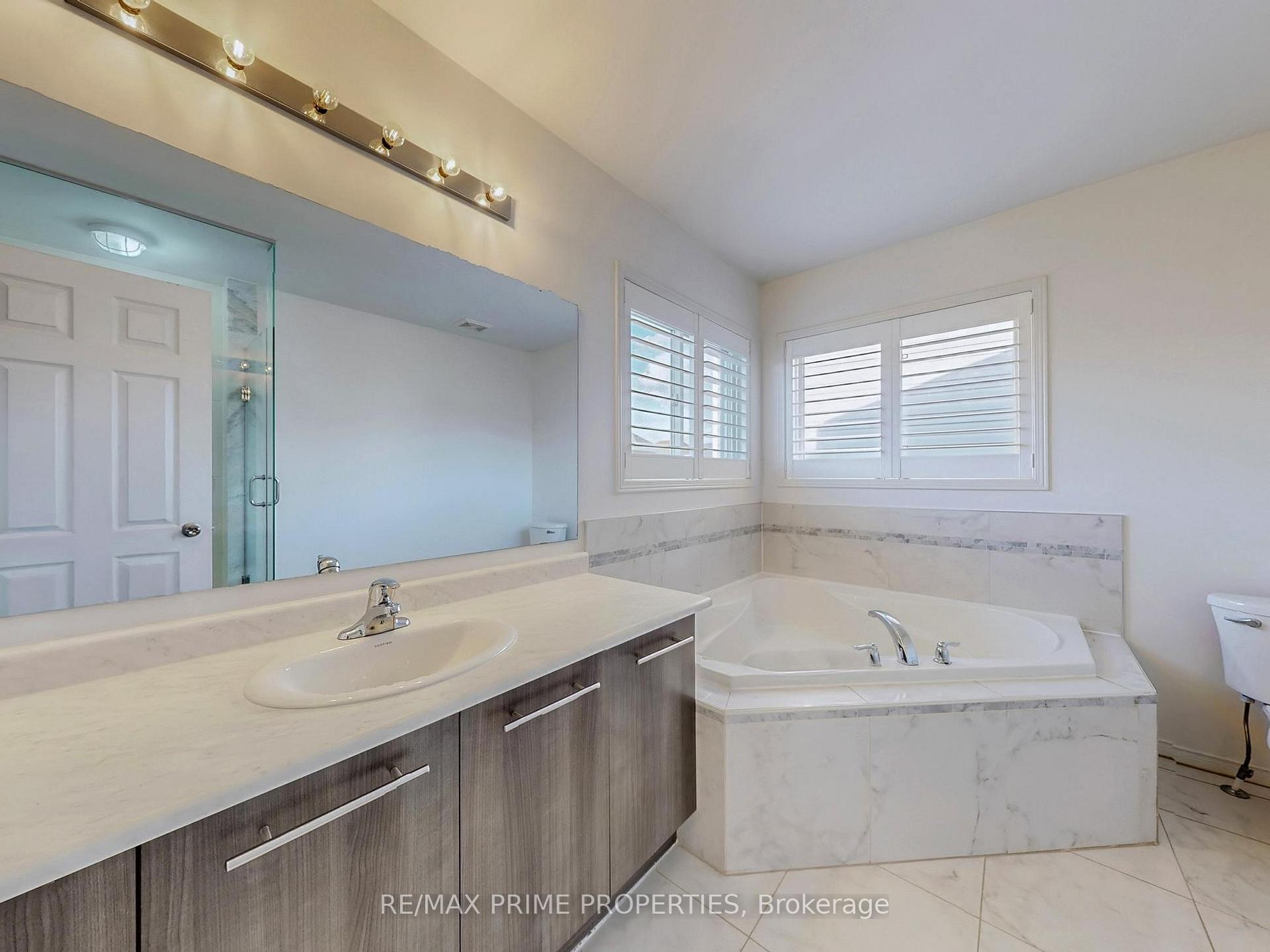 Photo 20 of 1743 Goldsmith Drive, Oshawa, Taunton — HOMEH
