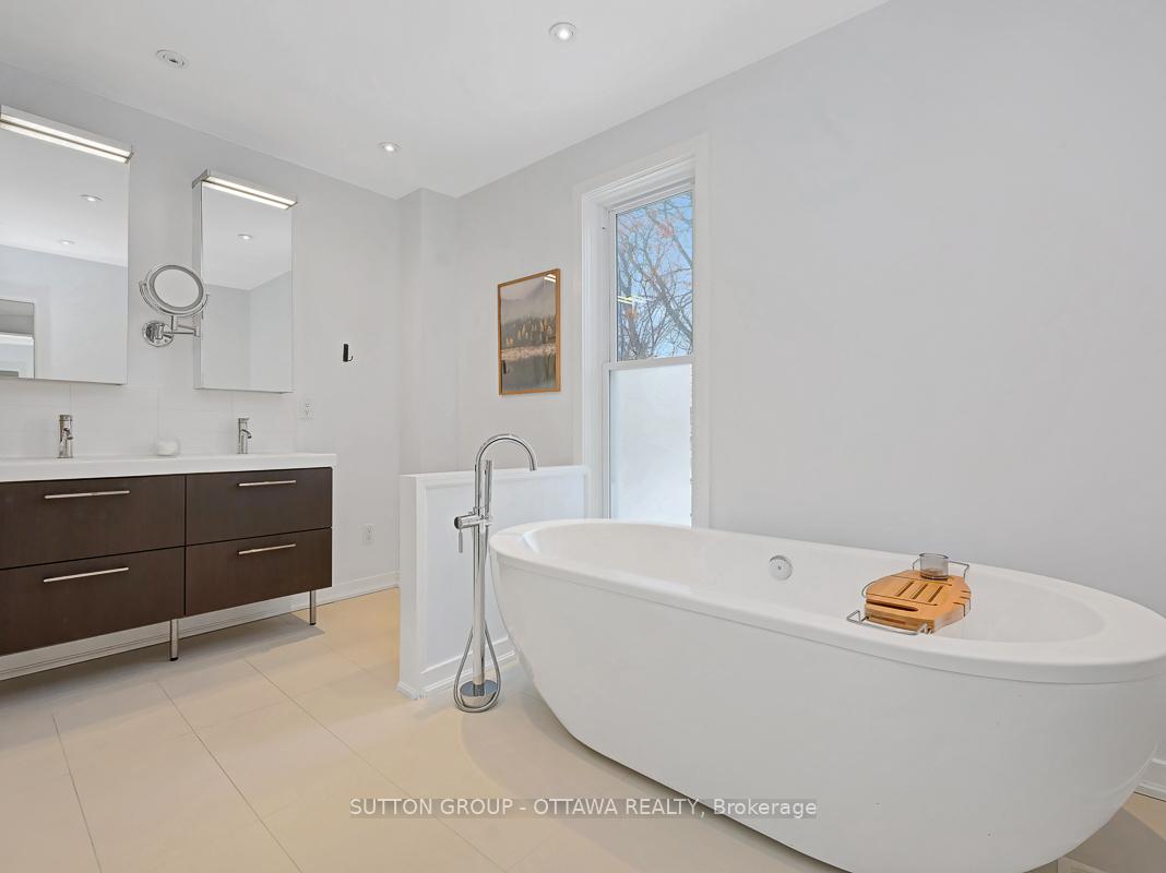 Photo 32 of 307 Thomas Street, North Grenville, Kemptville — HOMEH