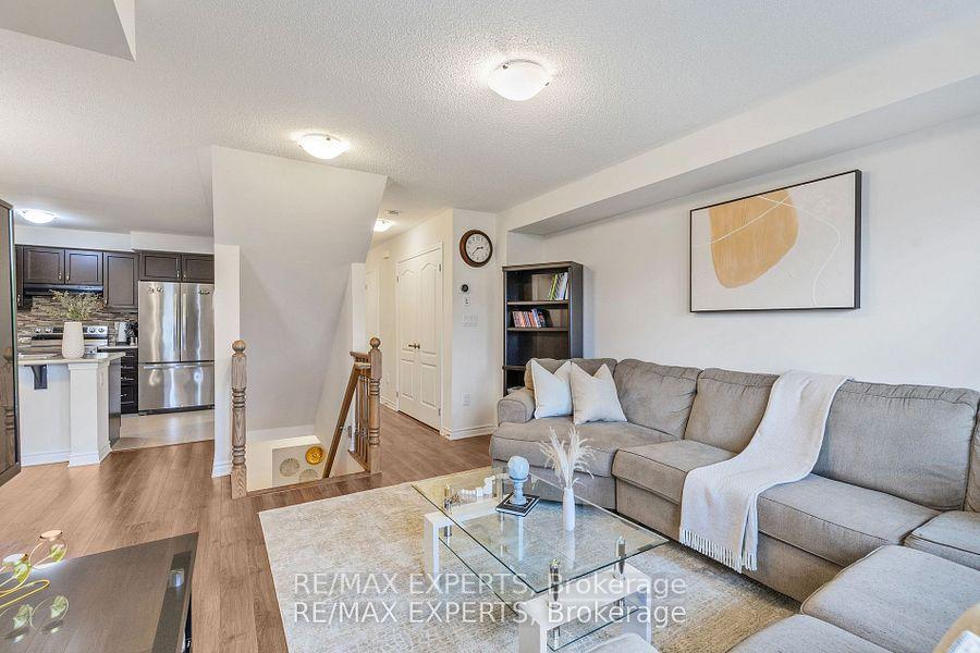 Photo 5 of 1607 Gainer Crescent, Milton, Clarke — HOMEH