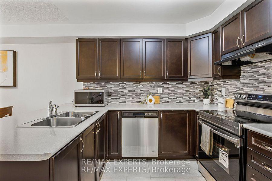 Photo 14 of 1607 Gainer Crescent, Milton, Clarke — HOMEH
