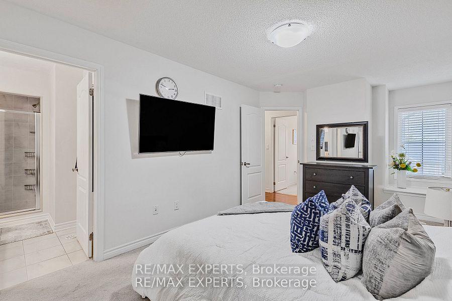 Photo 12 of 1607 Gainer Crescent, Milton, Clarke — HOMEH