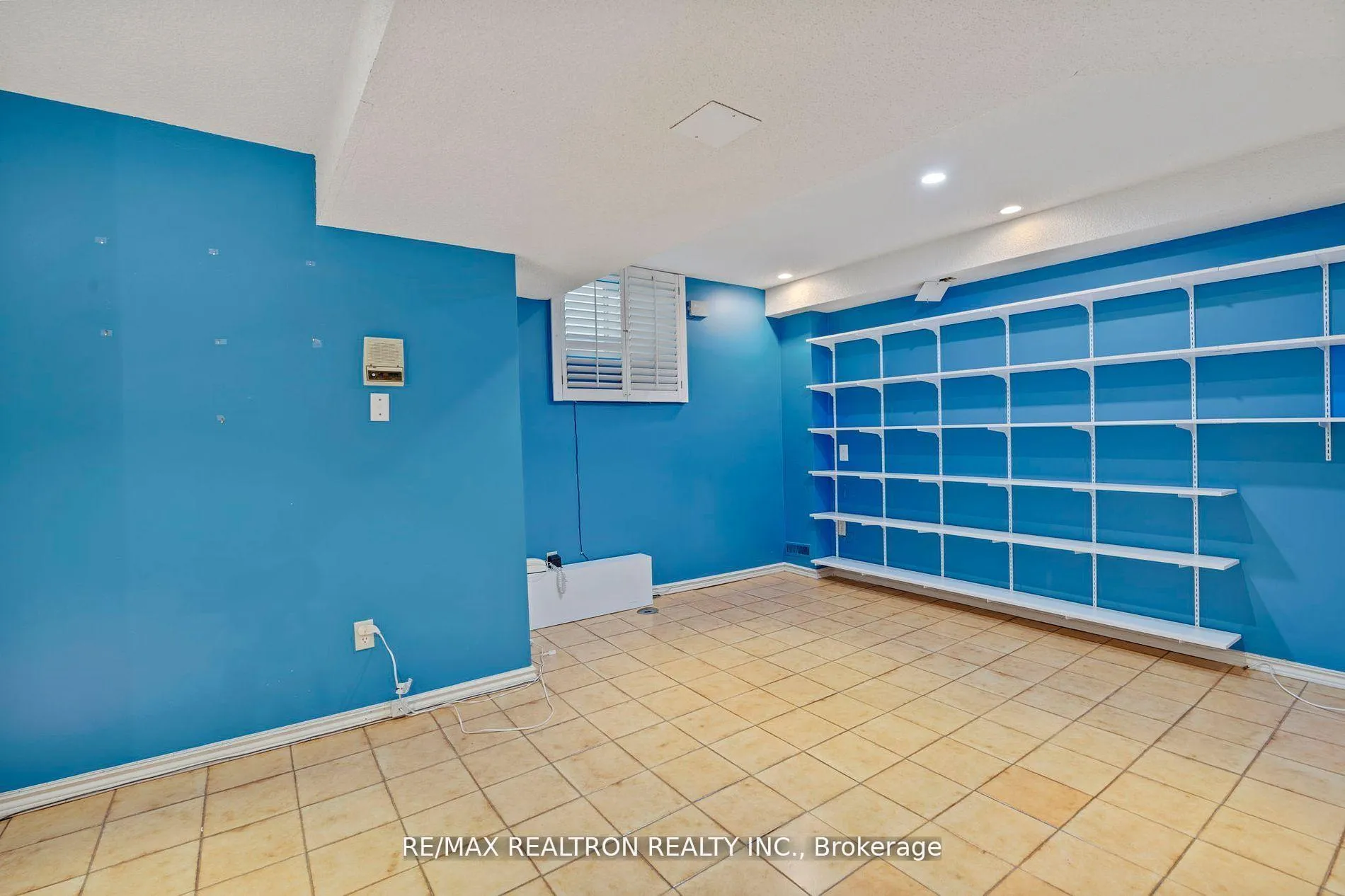Photo 11 of 1364 Avenue Road, Toronto, Lawrence Park South — HOMEH