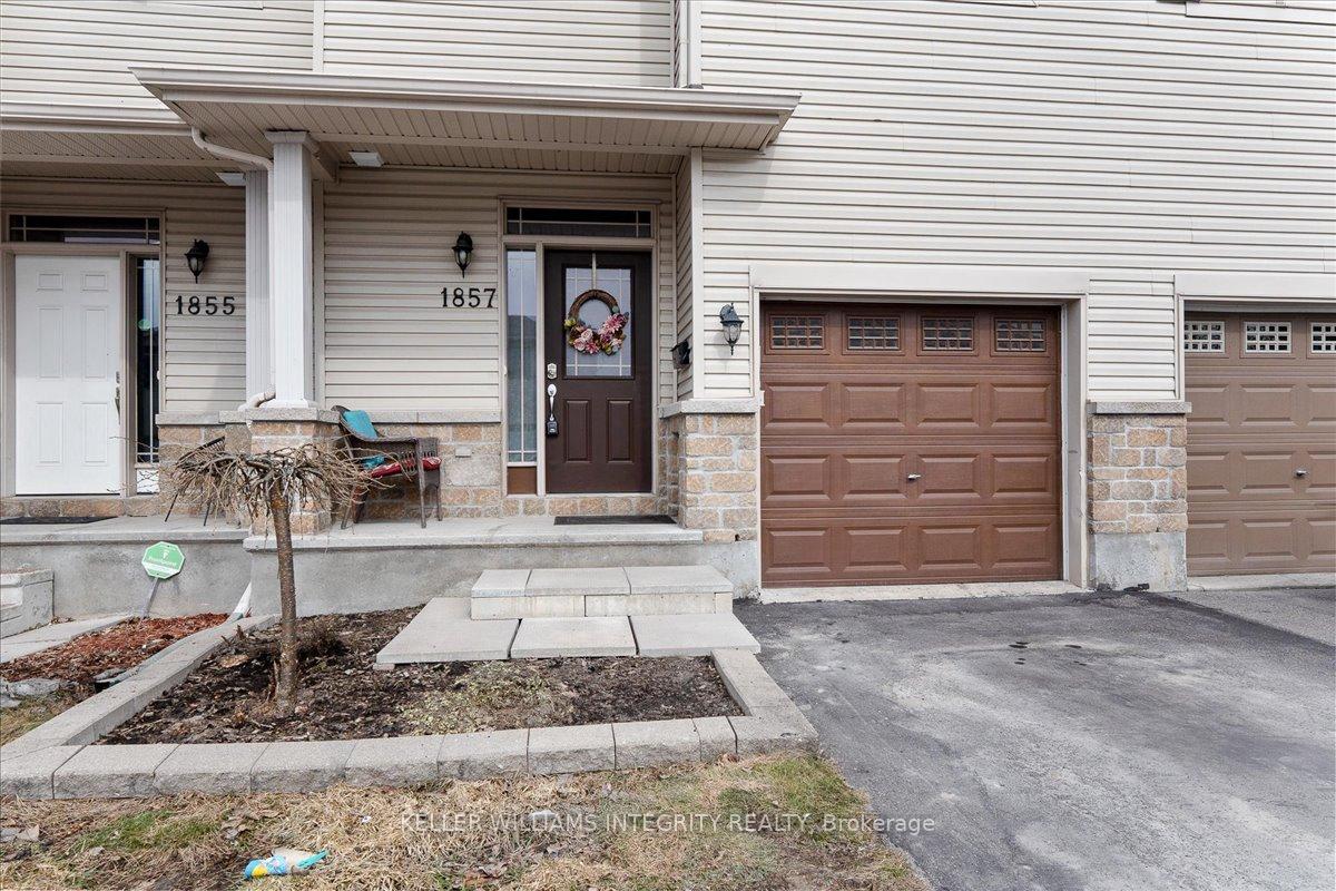 Photo 2 of 1857 Arrowgrass Way, Ottawa, Notting Hill/Summerside — HOMEH