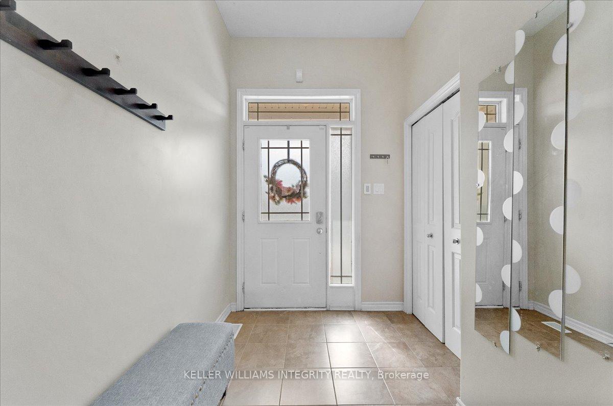 Photo 4 of 1857 Arrowgrass Way, Ottawa, Notting Hill/Summerside — HOMEH