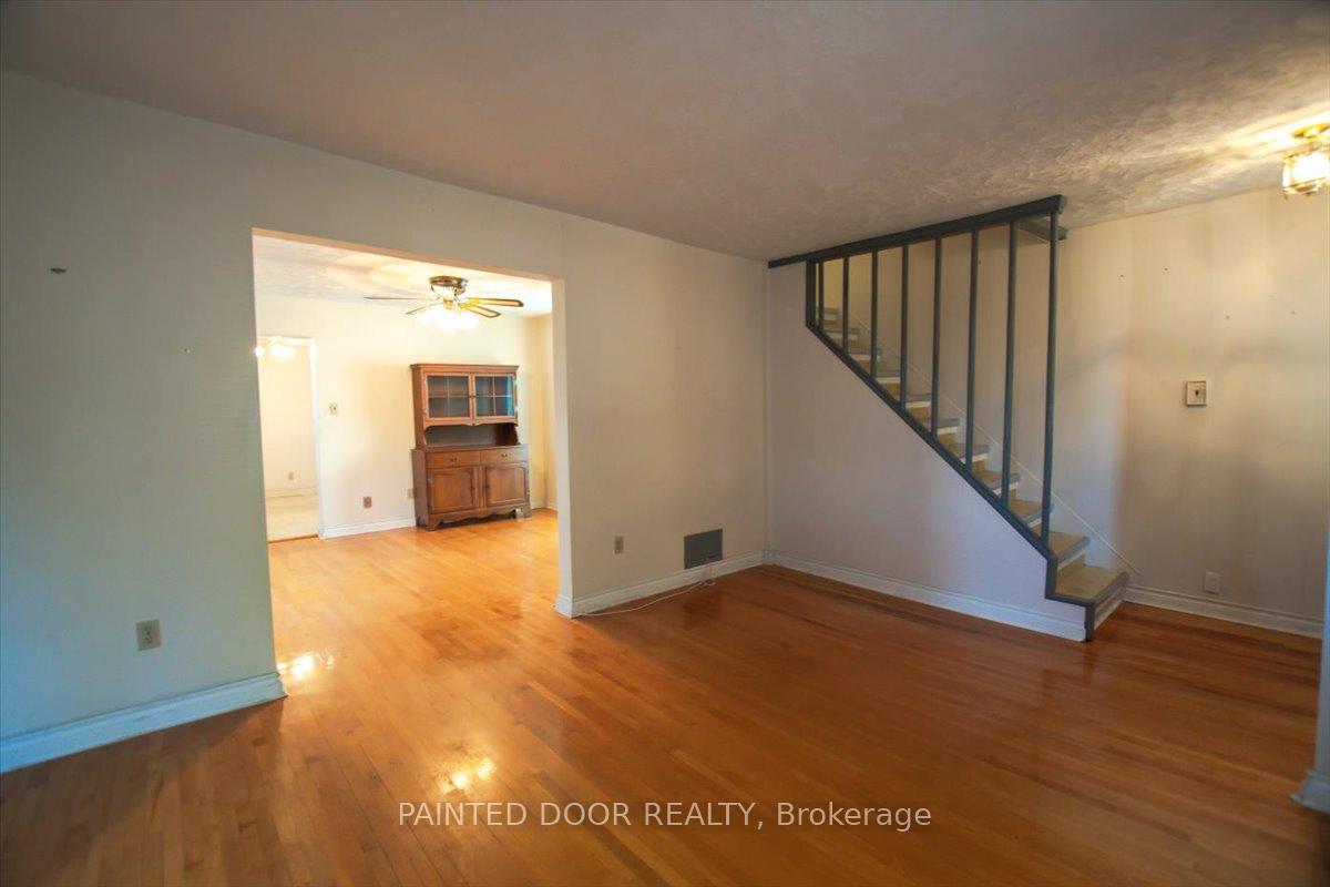 Photo 6 of 266 Sixth Avenue W, North Bay, Central — HOMEH