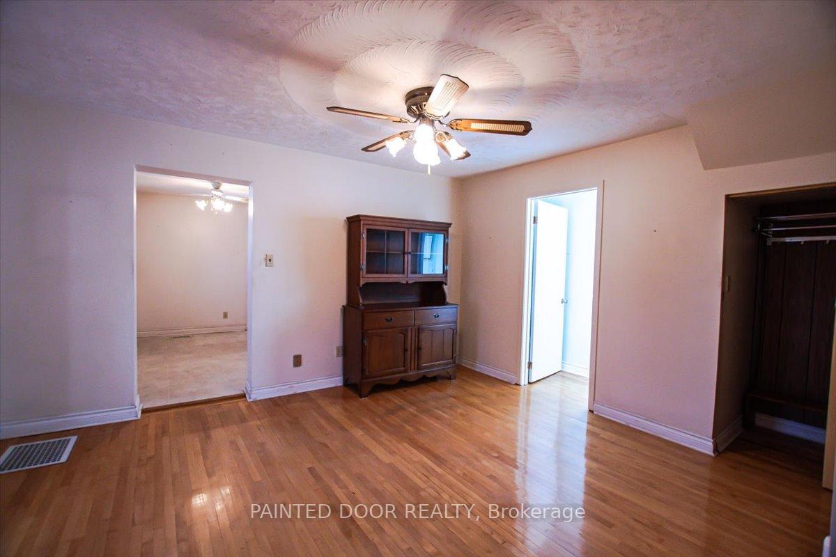 Photo 7 of 266 Sixth Avenue W, North Bay, Central — HOMEH