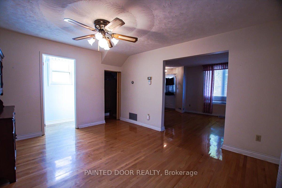 Photo 8 of 266 Sixth Avenue W, North Bay, Central — HOMEH