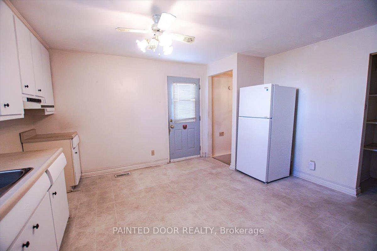 Photo 10 of 266 Sixth Avenue W, North Bay, Central — HOMEH