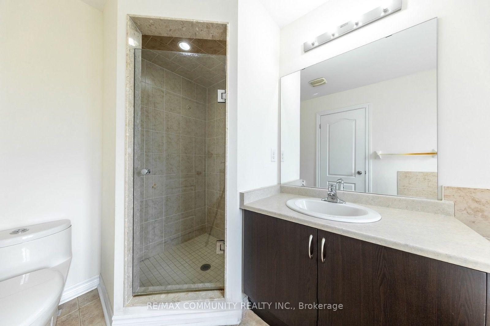 Photo 6 of 77 Vettese Court, Markham, Box Grove — HOMEH
