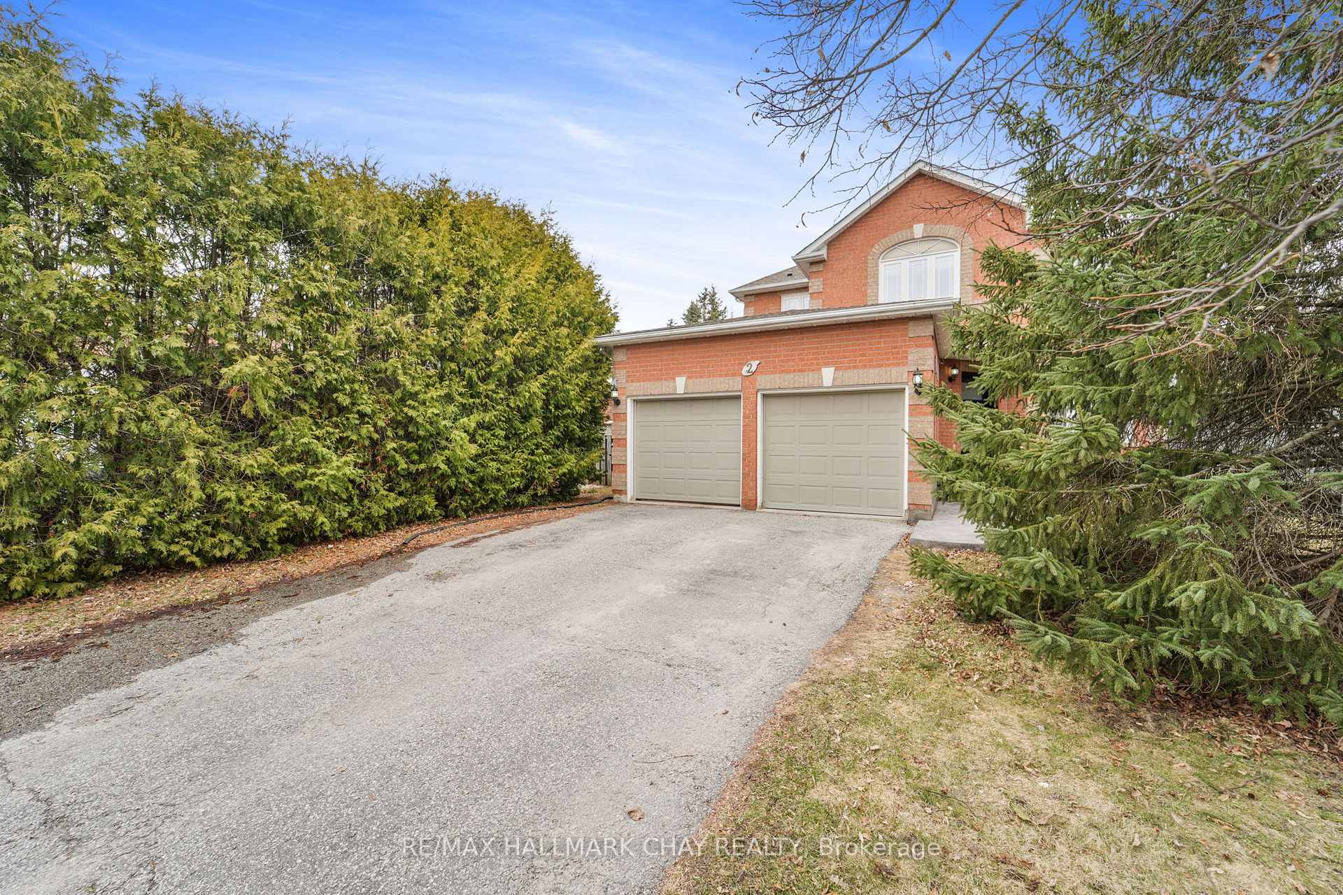 Photo 4 of 2 Mccullough Avenue, New Tecumseth, Beeton — HOMEH