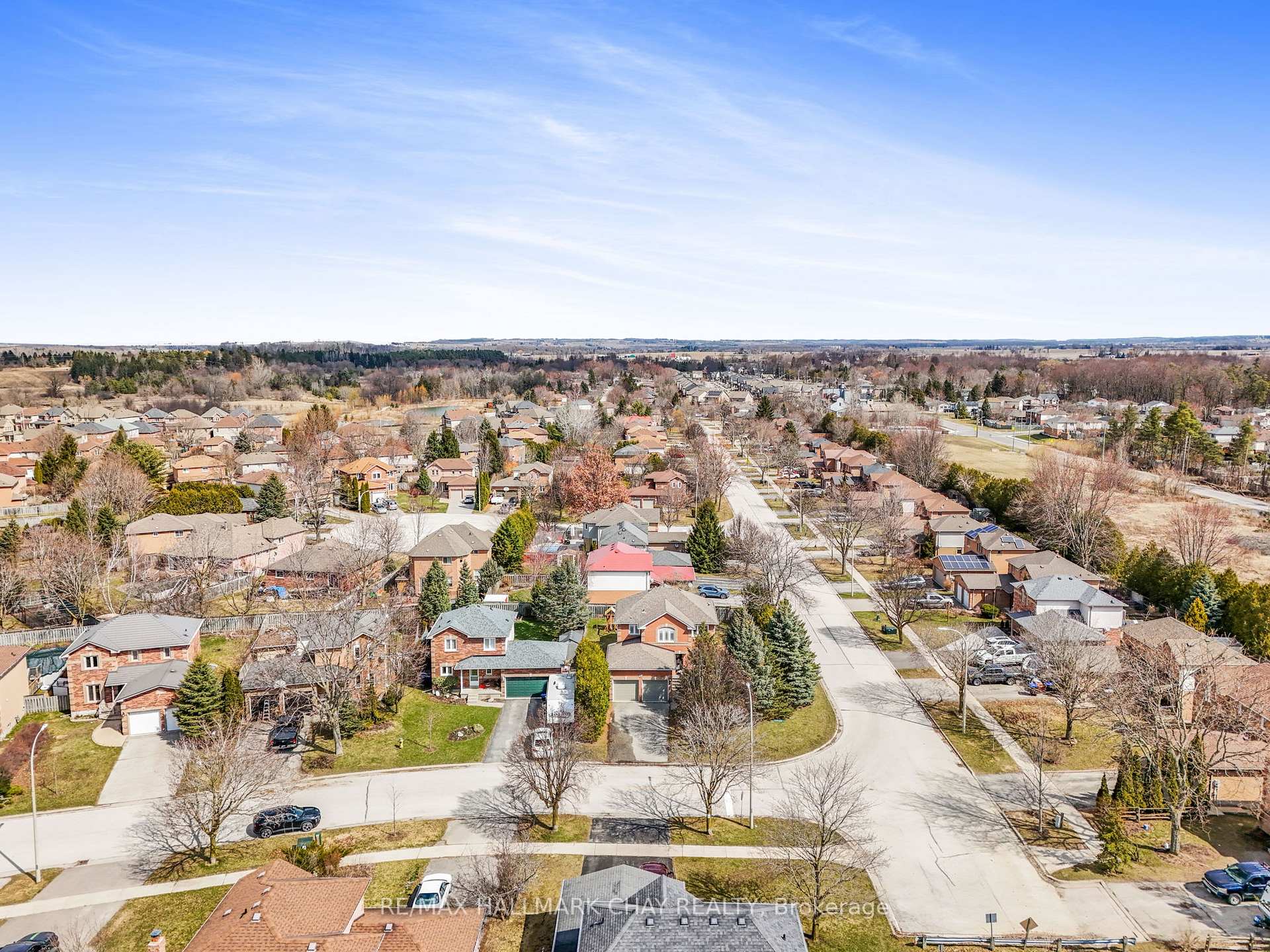 Photo 42 of 2 Mccullough Avenue, New Tecumseth, Beeton — HOMEH