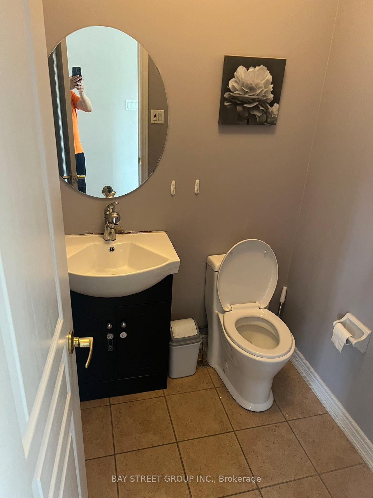 Photo 12 of 2 Castleview Crescent, Markham, Victoria Manor-Jennings Gate — HOMEH