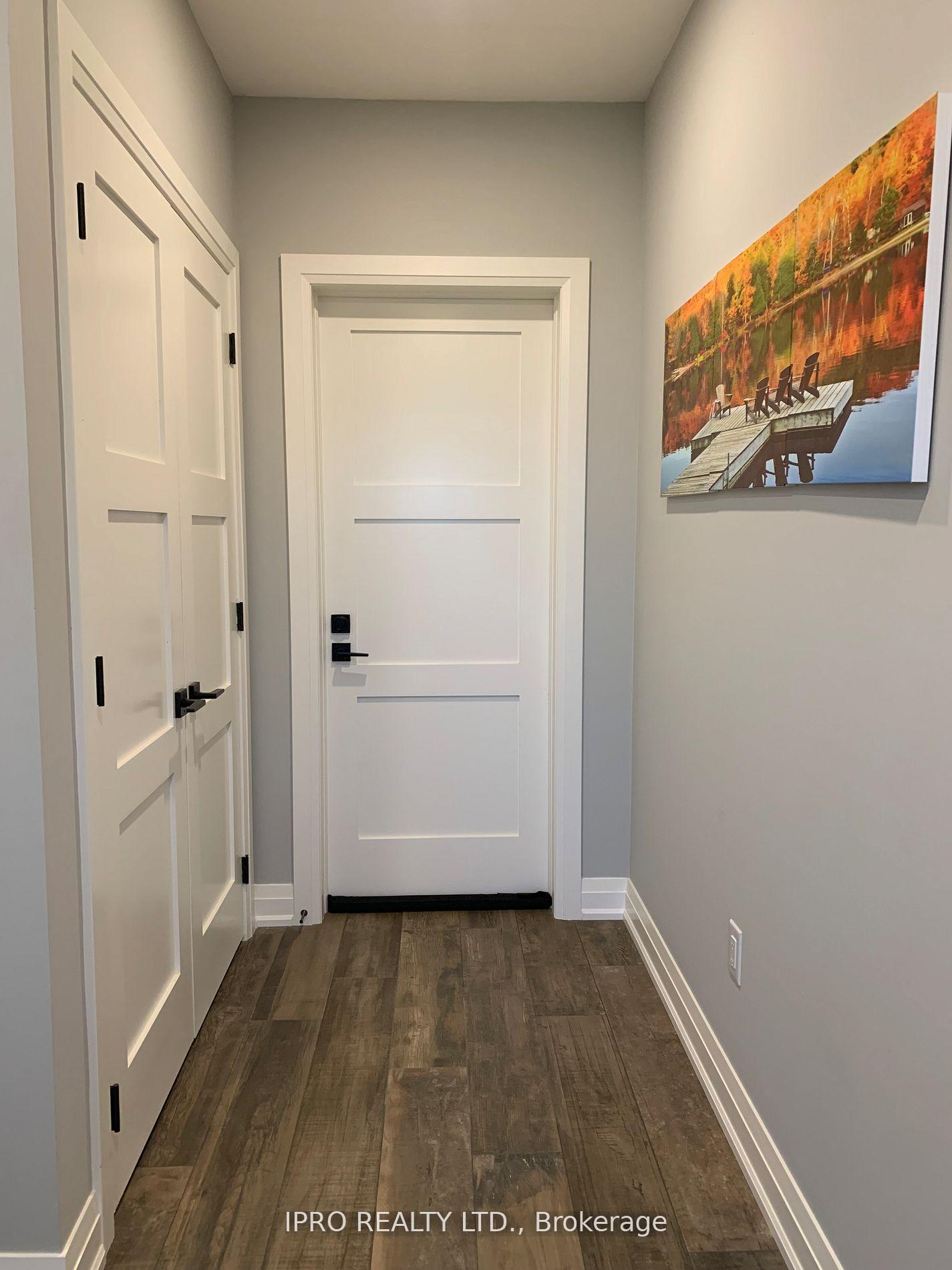 Photo 7 of Unit Loft, 5557 Eighth Line, Milton, Rural Trafalgar — HOMEH