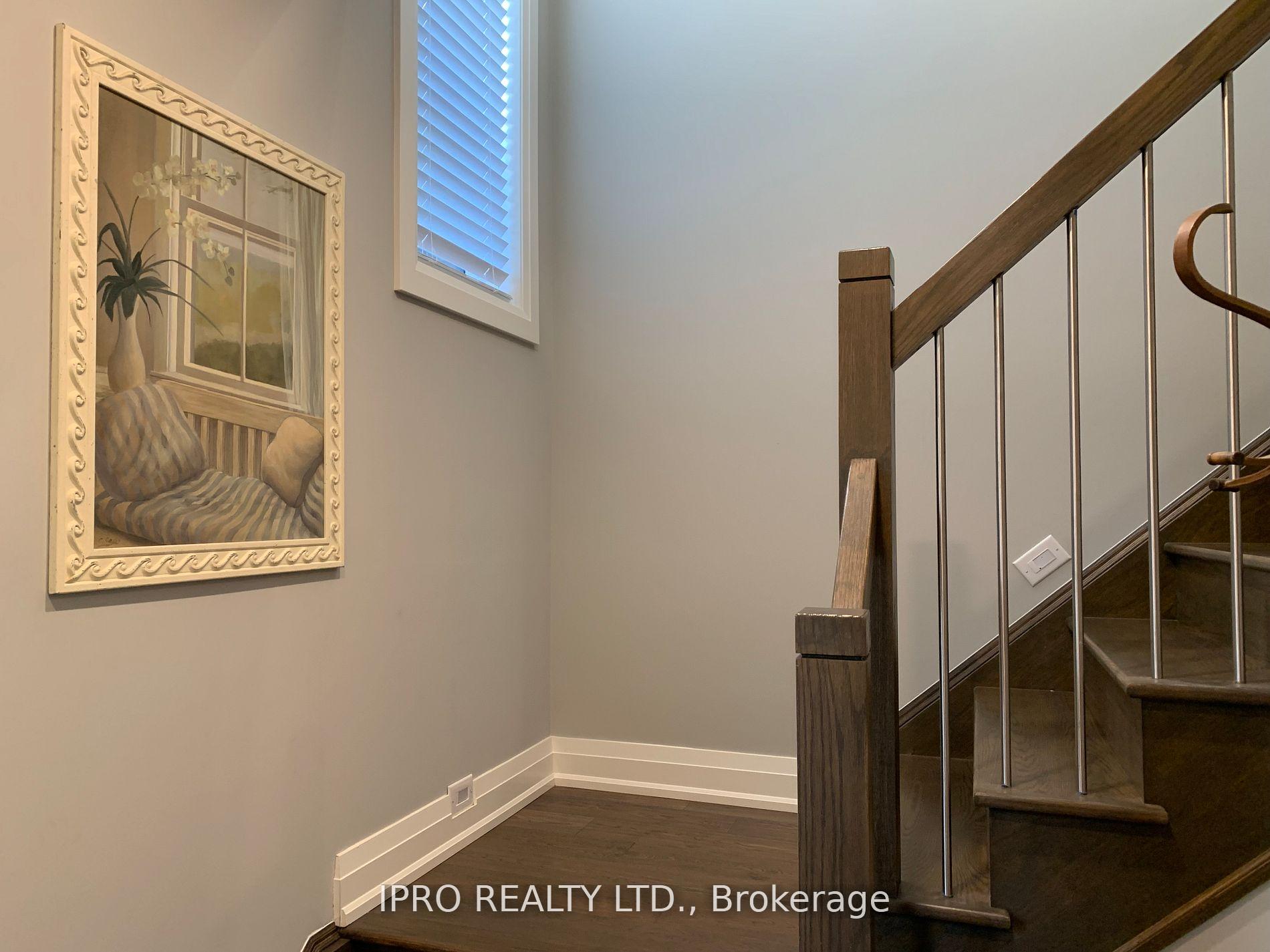 Photo 8 of Unit Loft, 5557 Eighth Line, Milton, Rural Trafalgar — HOMEH