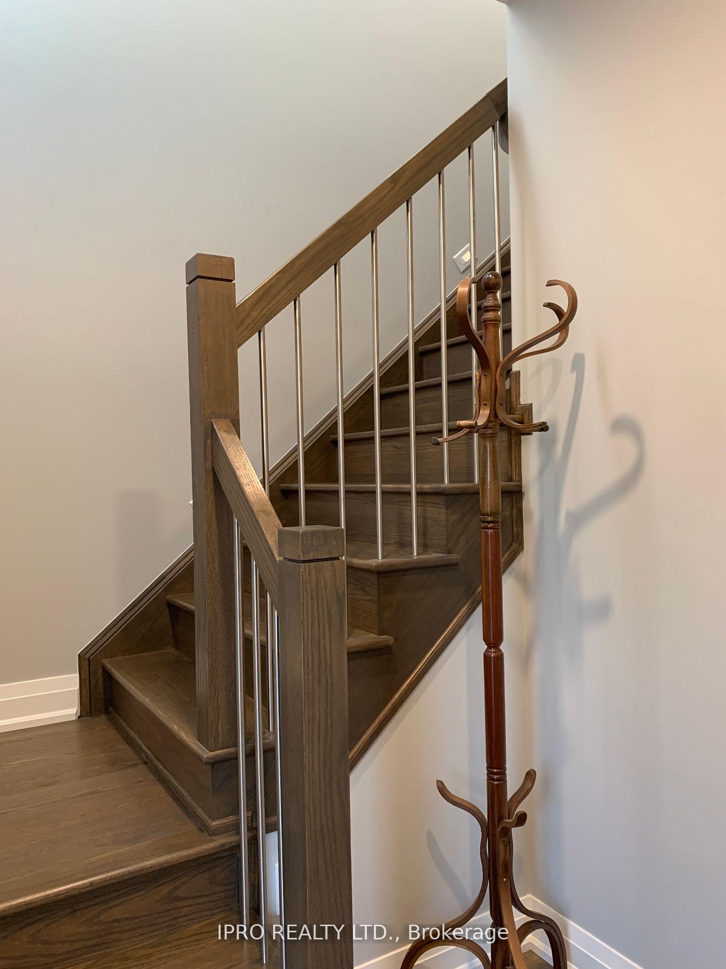 Photo 9 of Unit Loft, 5557 Eighth Line, Milton, Rural Trafalgar — HOMEH