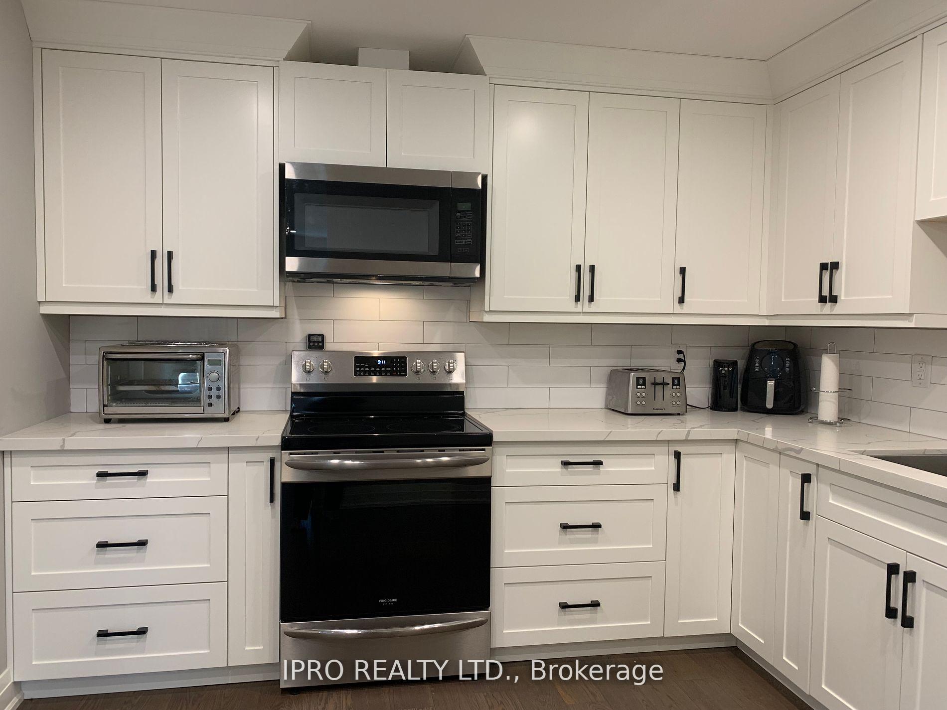 Photo 16 of Unit Loft, 5557 Eighth Line, Milton, Rural Trafalgar — HOMEH