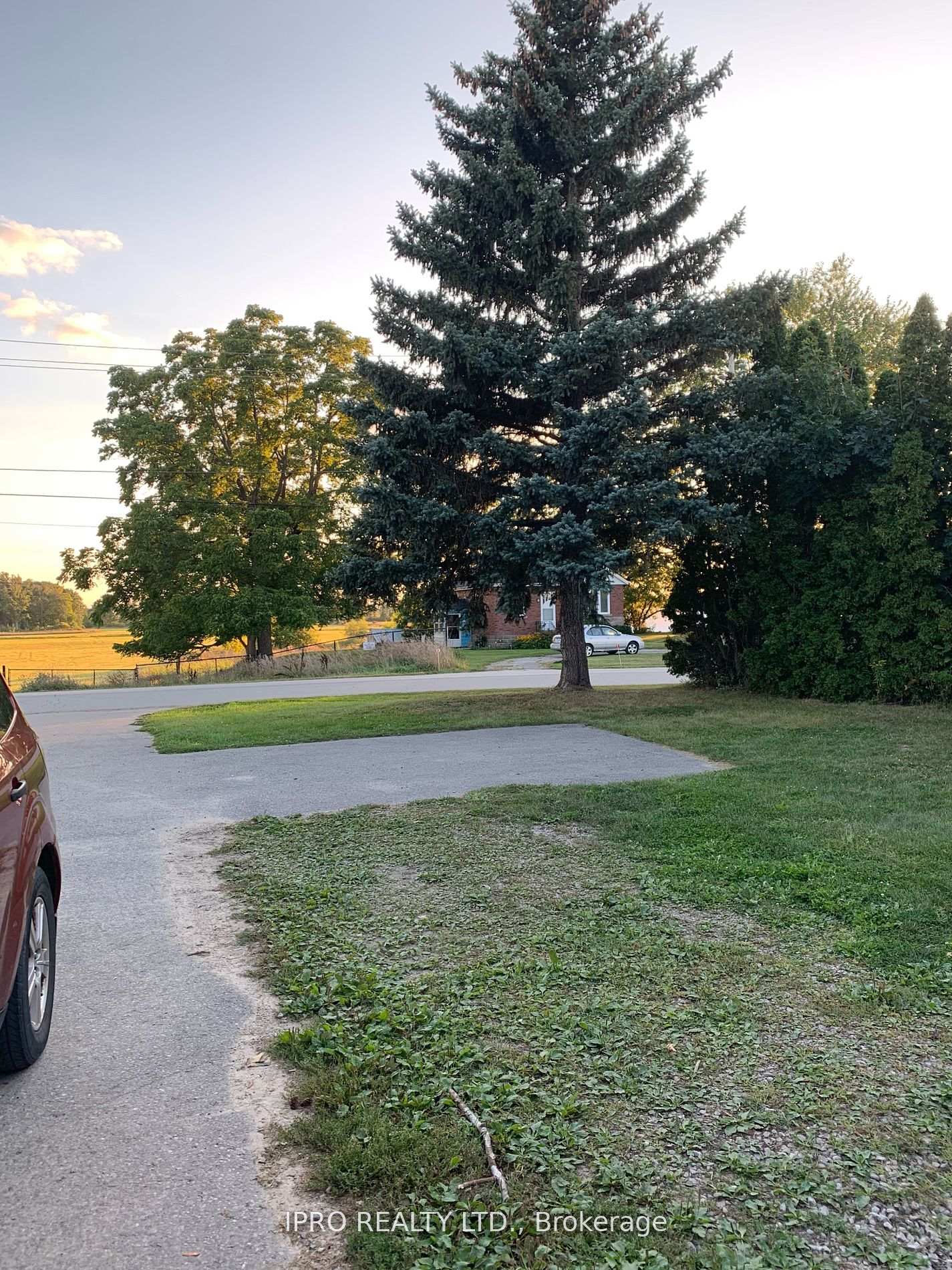 Photo 36 of Unit Loft, 5557 Eighth Line, Milton, Rural Trafalgar — HOMEH