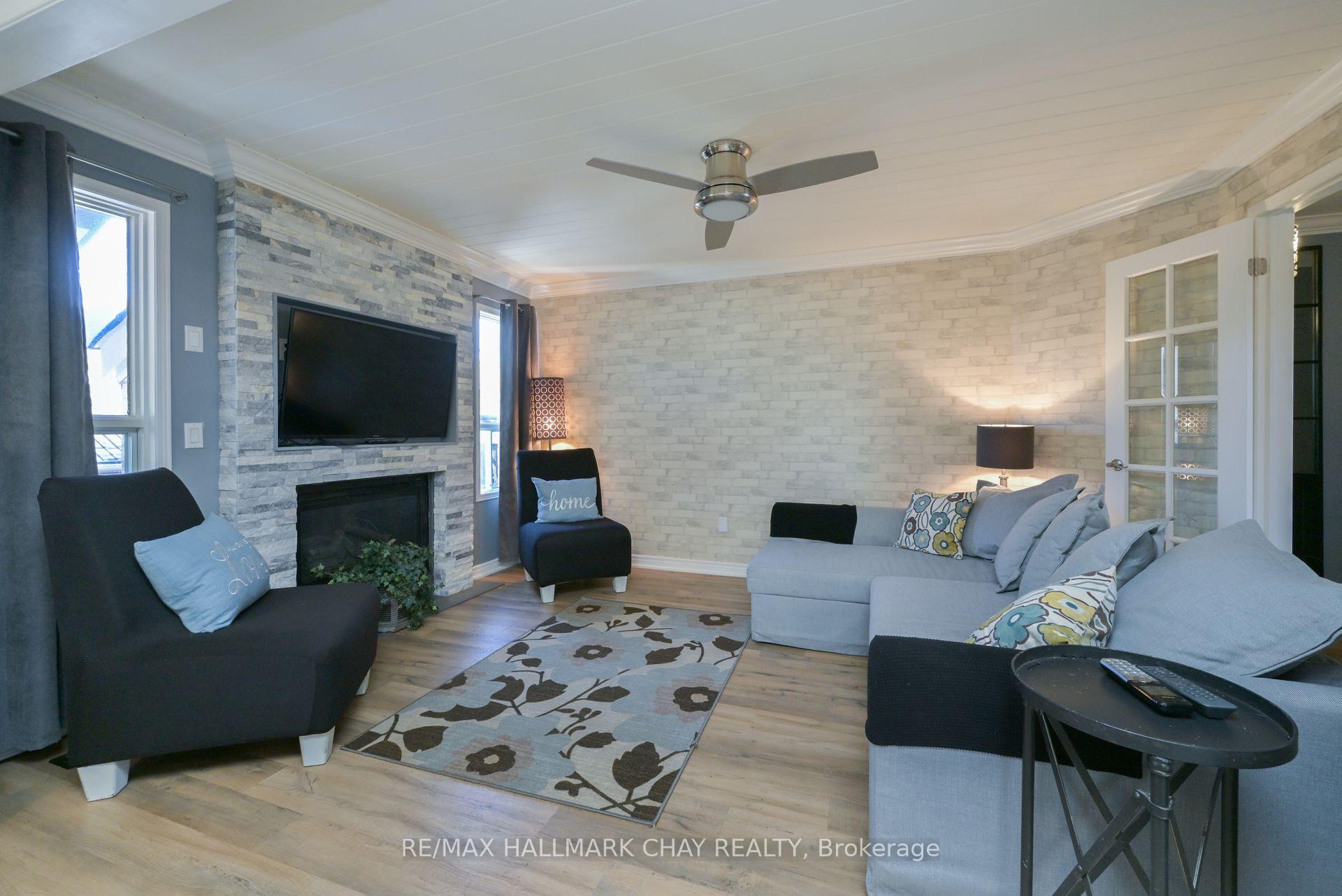 Photo 9 of 93 Banting Drive, New Tecumseth, Alliston — HOMEH