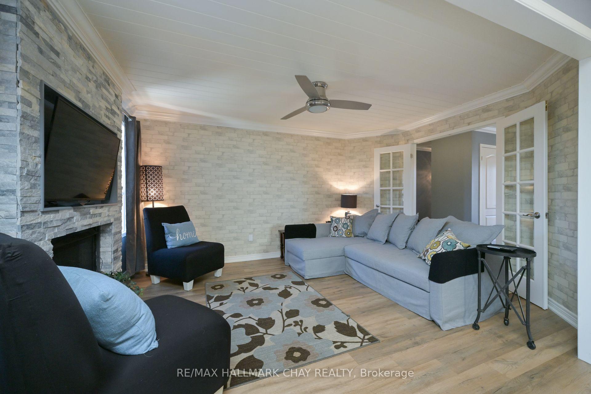 Photo 10 of 93 Banting Drive, New Tecumseth, Alliston — HOMEH