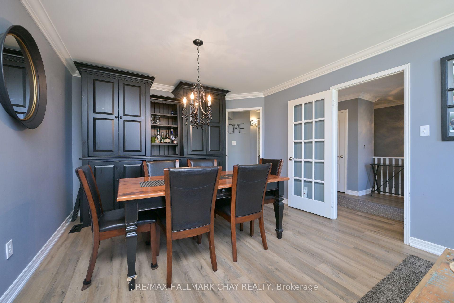 Photo 16 of 93 Banting Drive, New Tecumseth, Alliston — HOMEH