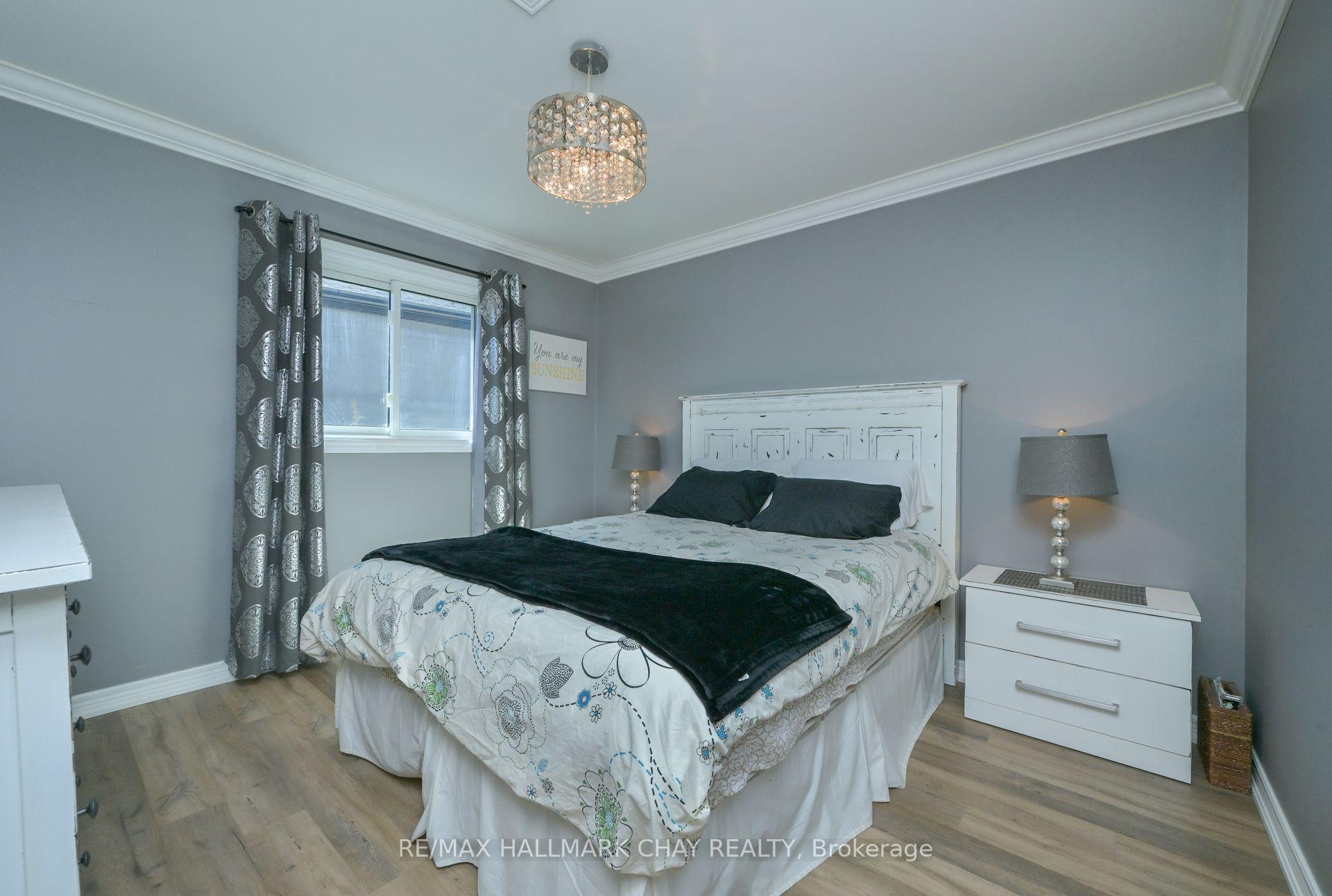 Photo 20 of 93 Banting Drive, New Tecumseth, Alliston — HOMEH