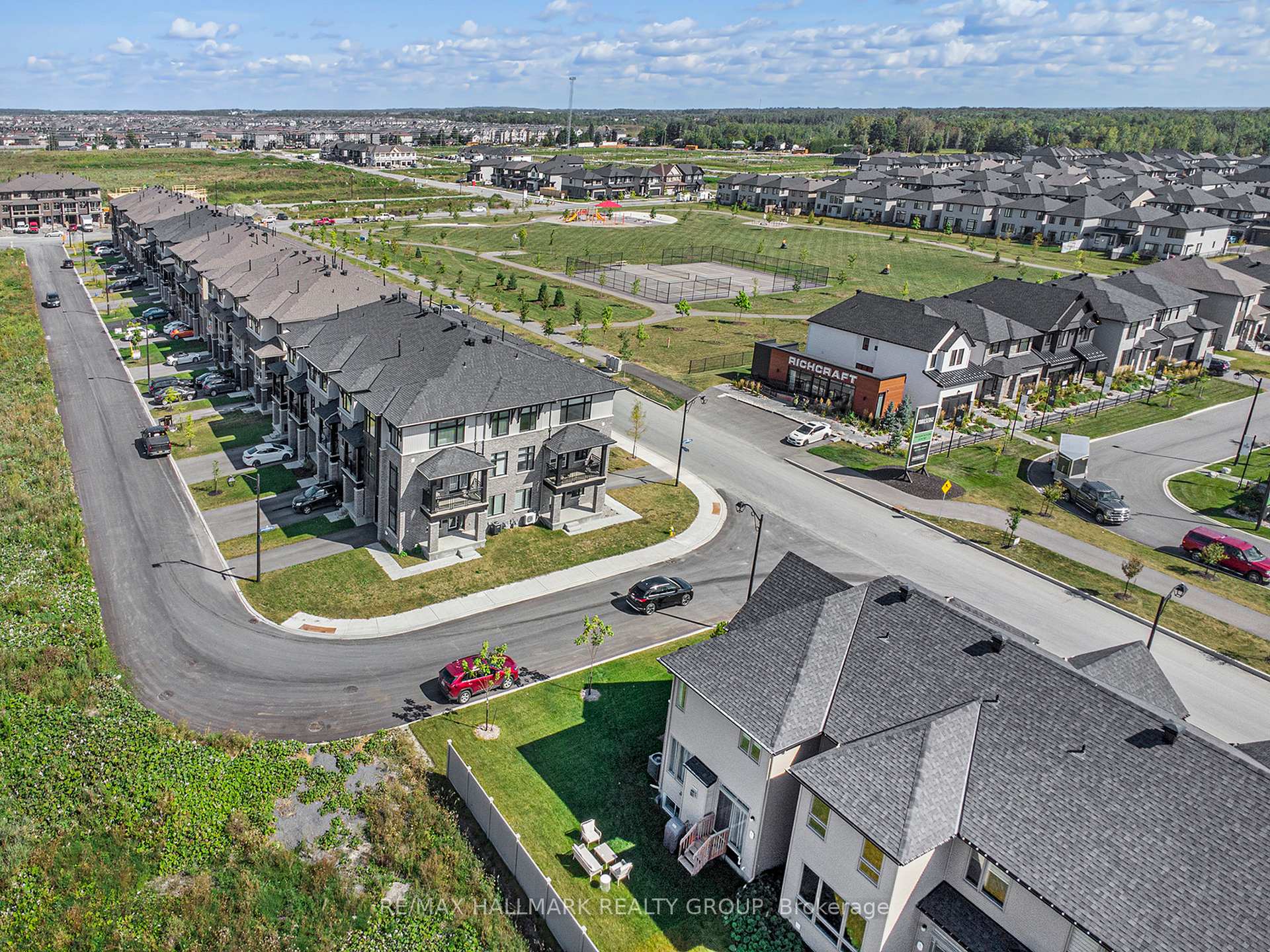 Photo 28 of 20 Verglas Lane, Ottawa, Mer Bleue/Bradley Estates/Anderson Park — HOMEH