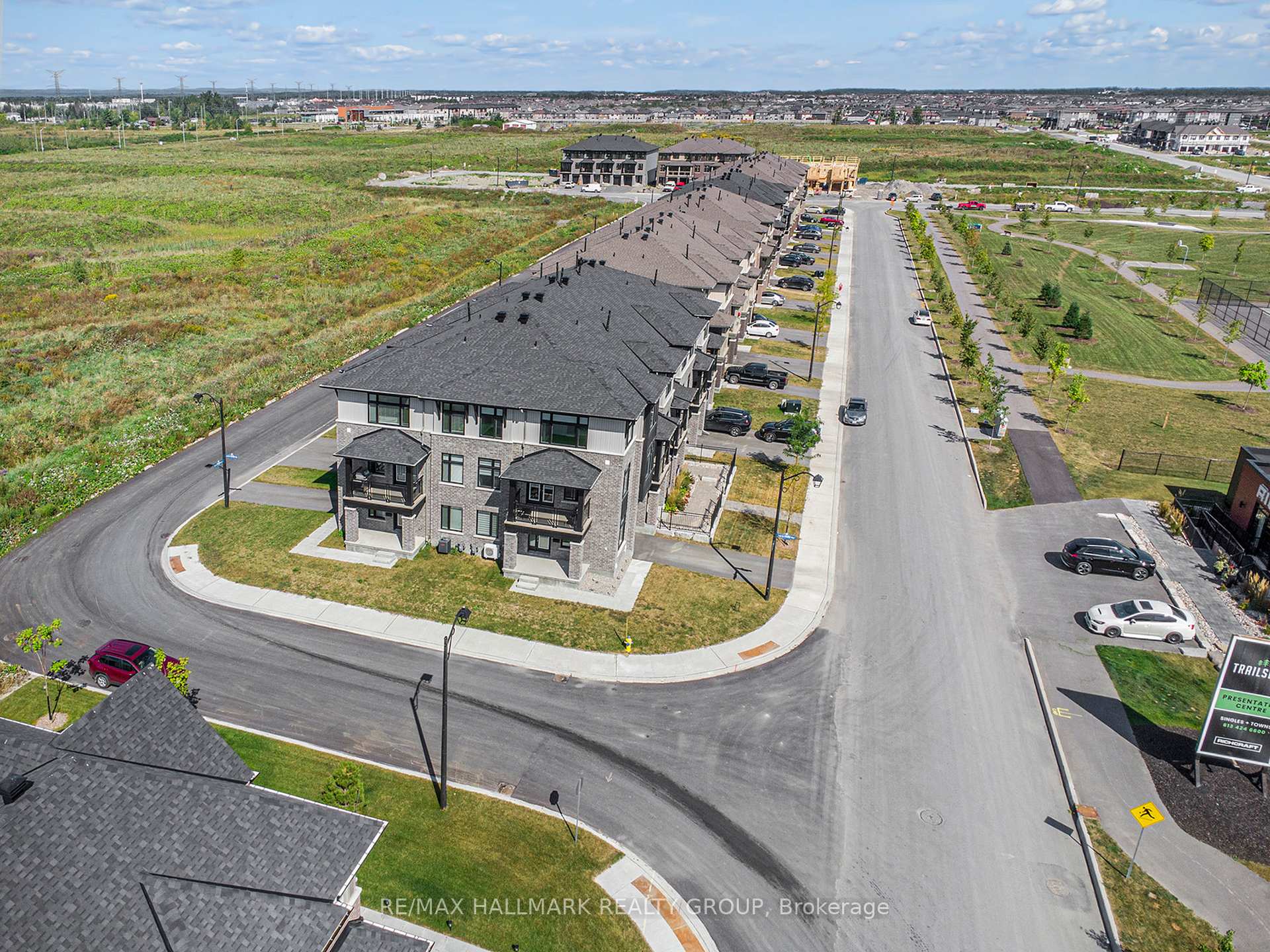 Photo 31 of 20 Verglas Lane, Ottawa, Mer Bleue/Bradley Estates/Anderson Park — HOMEH