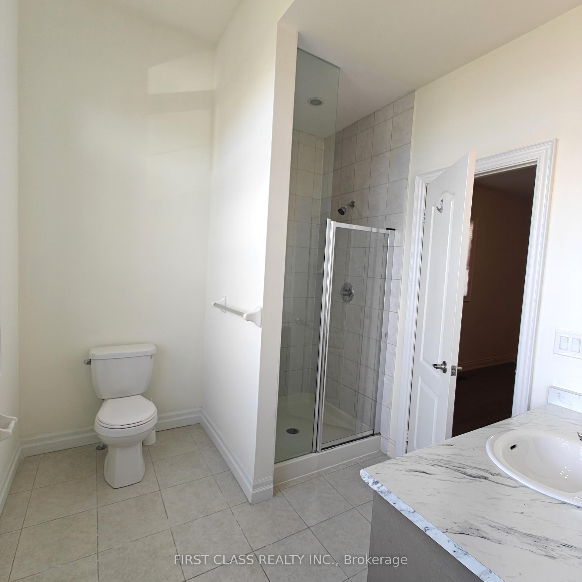 Photo 5 of 1538 Devine Point, Milton, Ford — HOMEH