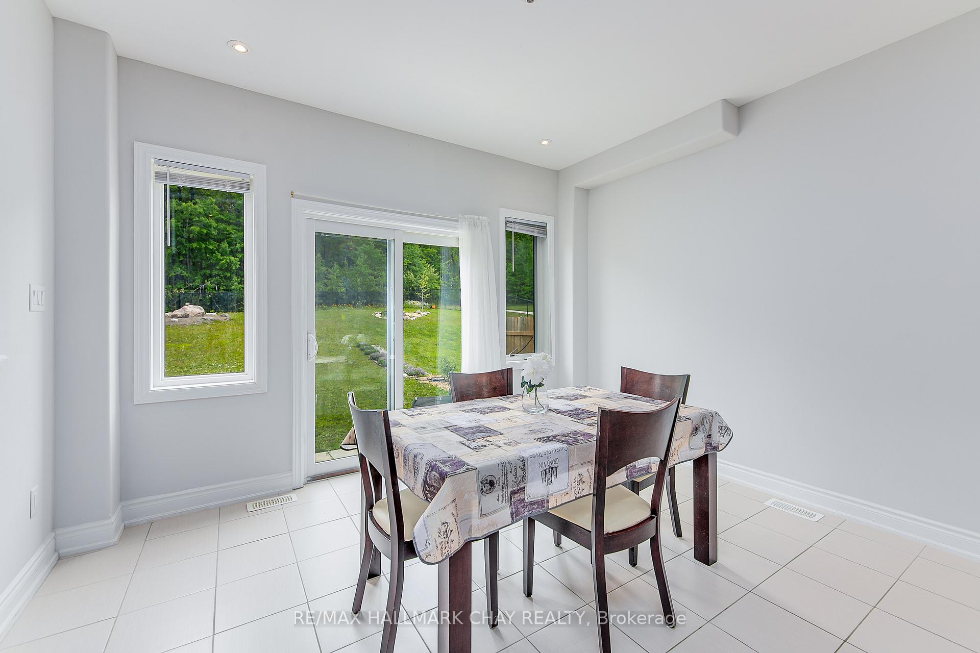Photo 6 of 2987 Stoneridge Boulevard, Orillia — HOMEH