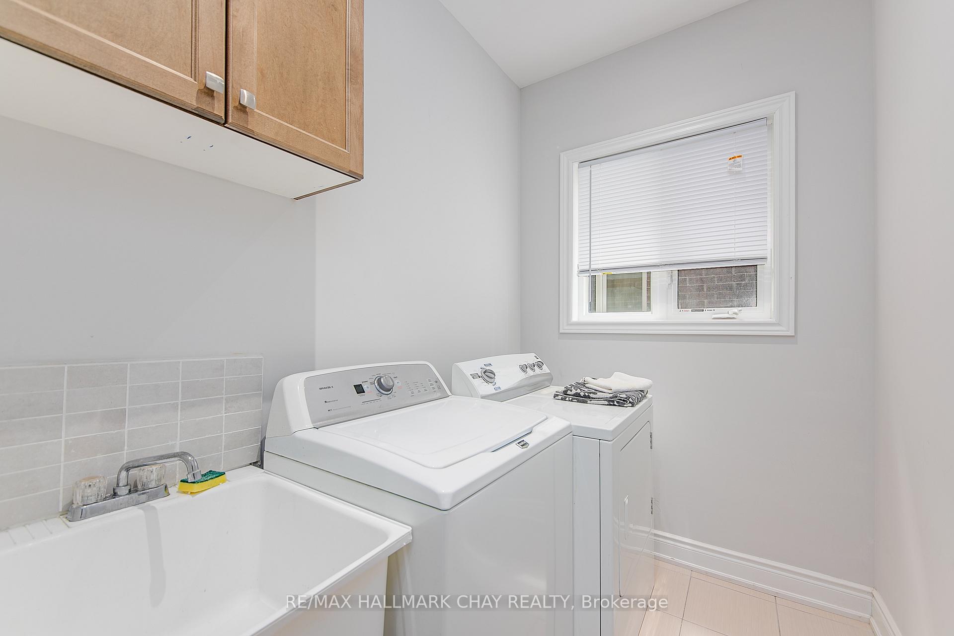 Photo 12 of 2987 Stoneridge Boulevard, Orillia — HOMEH
