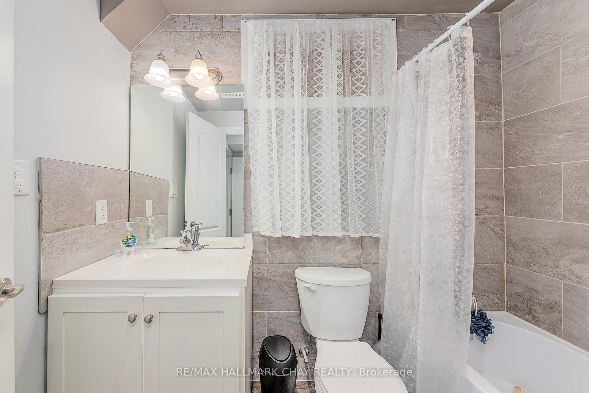Photo 31 of 2987 Stoneridge Boulevard, Orillia — HOMEH