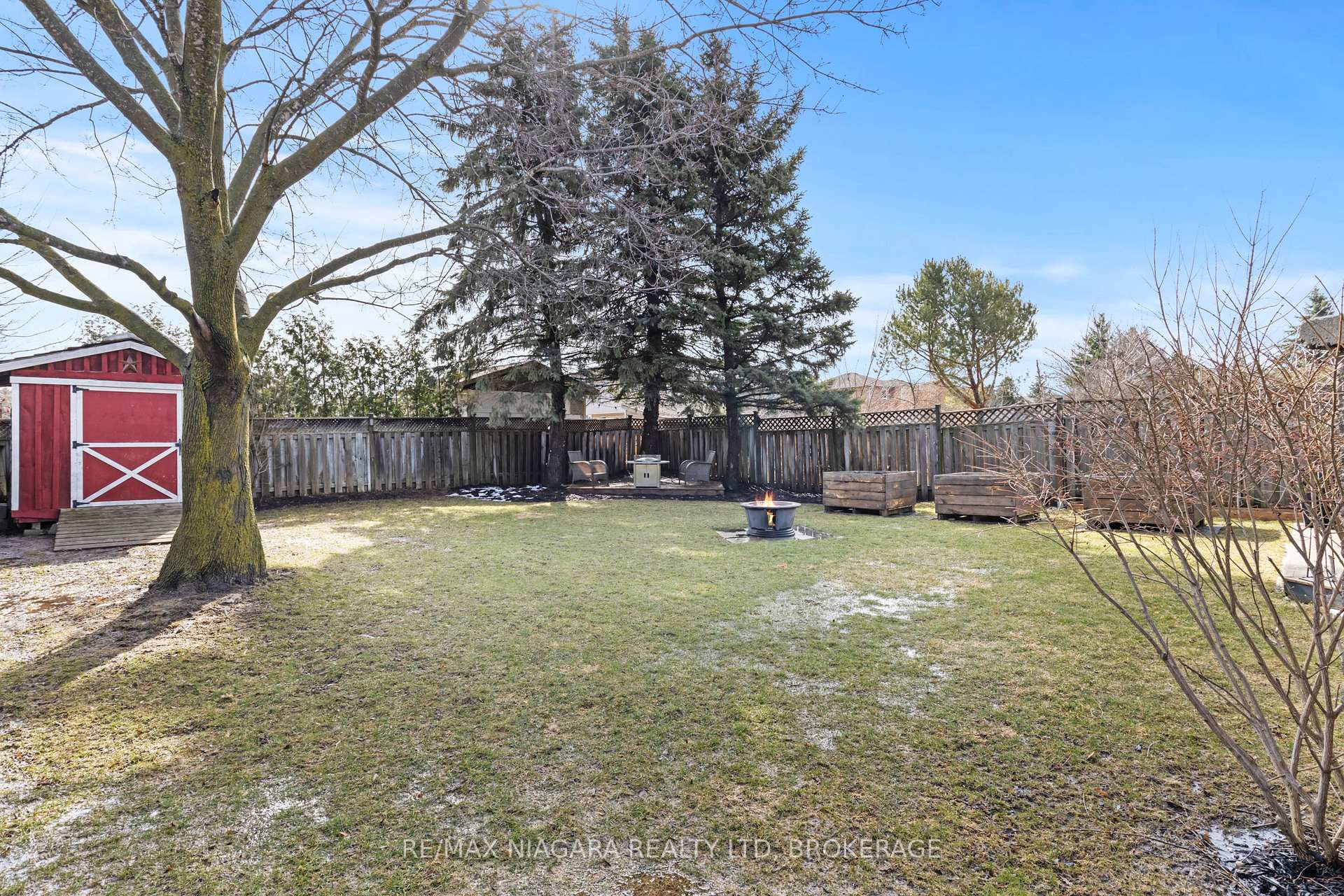Photo 25 of 49 Metcalf Crescent, New Tecumseth, Tottenham — HOMEH