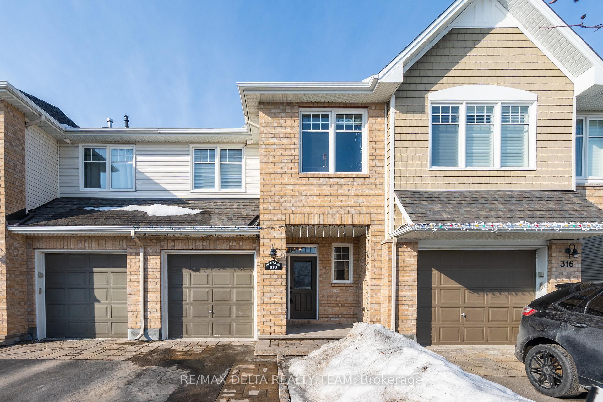 Front of 318 Grammond Circle