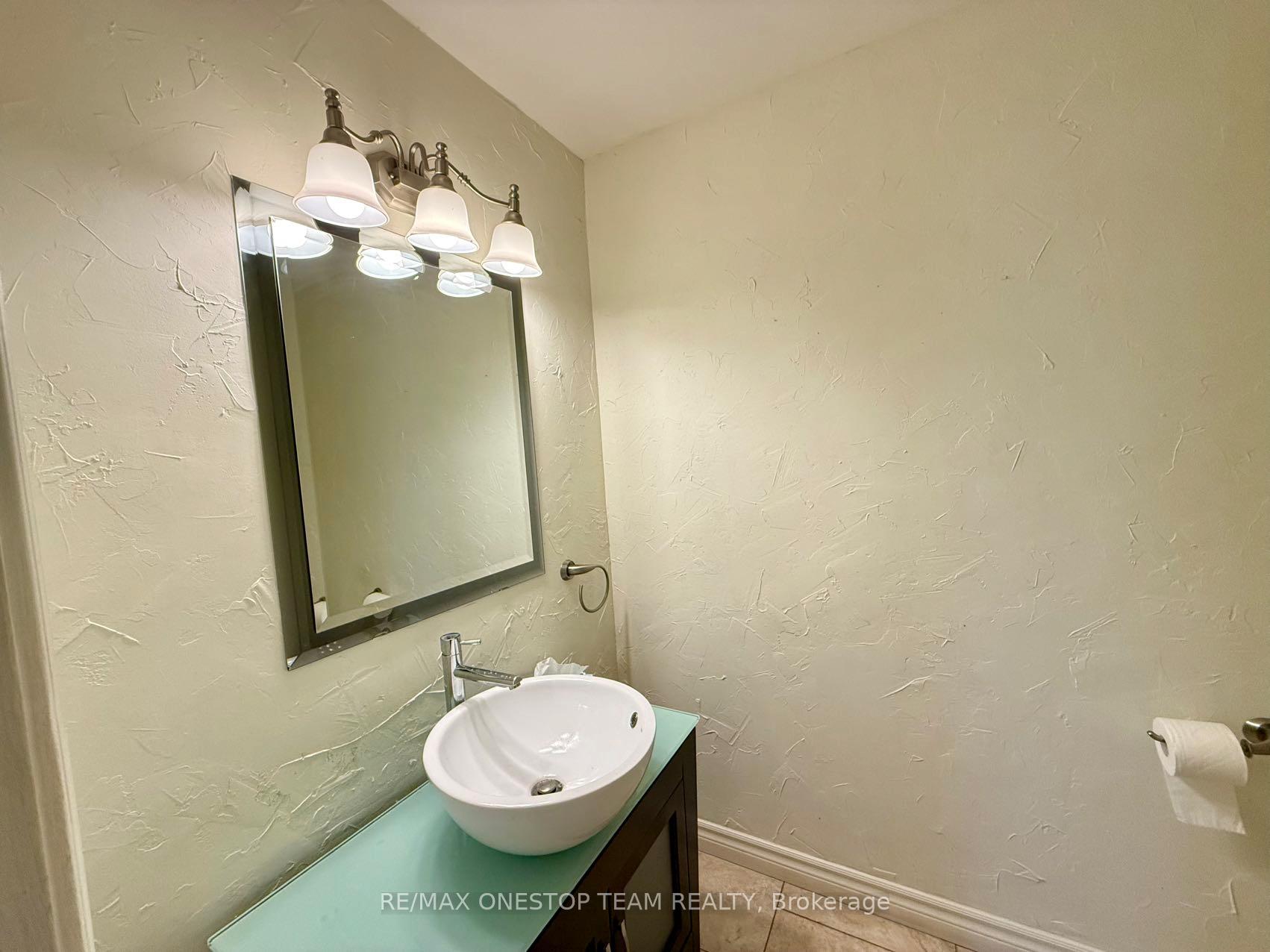 Photo 17 of 104 Willowbrook Road, Markham, Aileen-Willowbrook — HOMEH