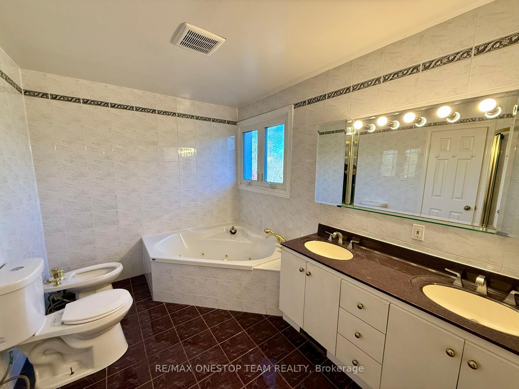 Photo 20 of 104 Willowbrook Road, Markham, Aileen-Willowbrook — HOMEH