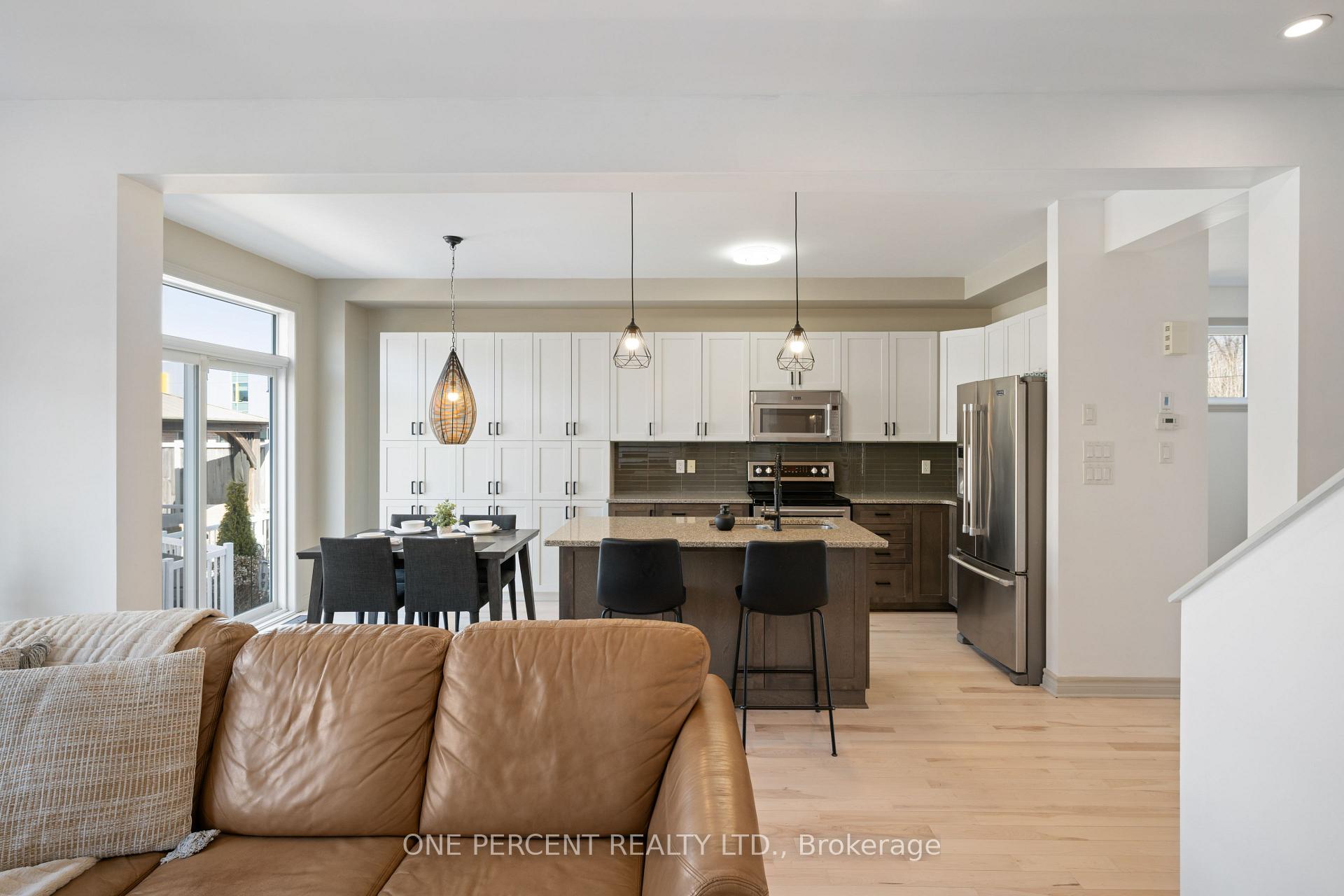 Photo 13 of 6367 Renaud Road, Ottawa, Mer Bleue/Bradley Estates/Anderson Park — HOMEH